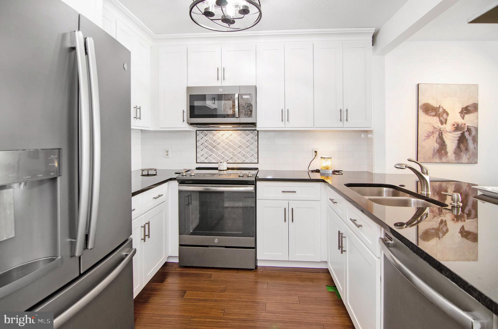 TOMES LANDING - Residential