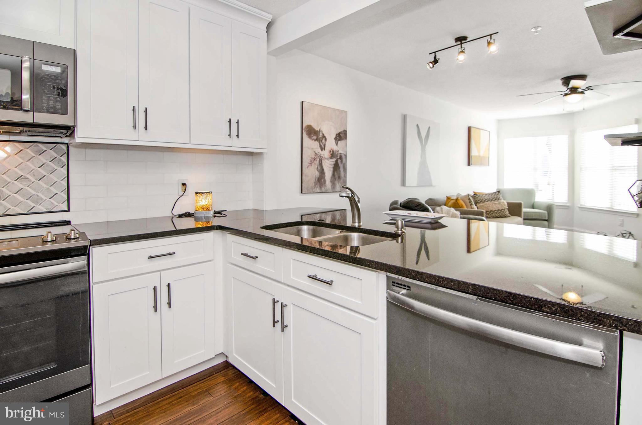 TOMES LANDING - Residential