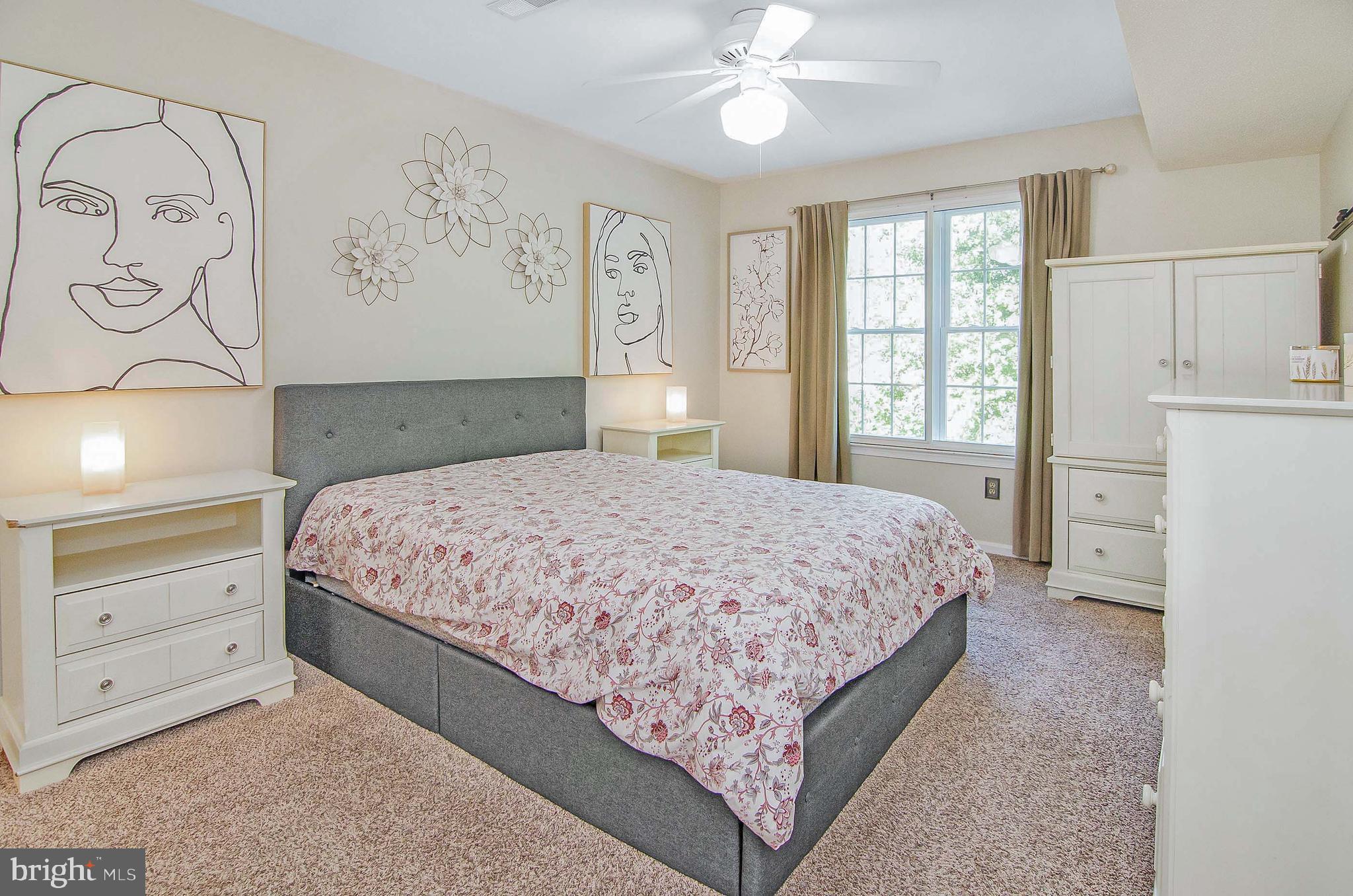 TOMES LANDING - Residential