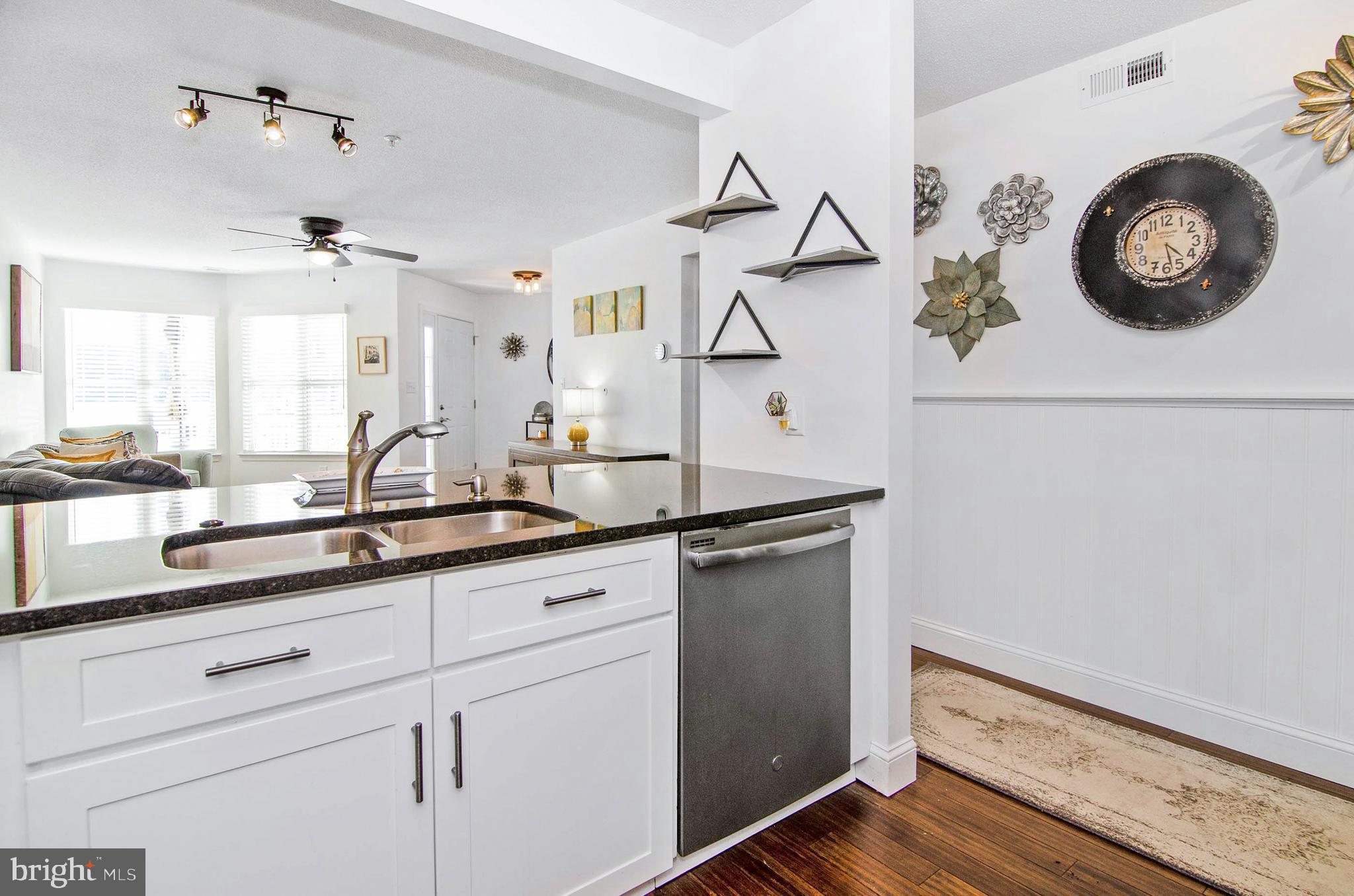 TOMES LANDING - Residential