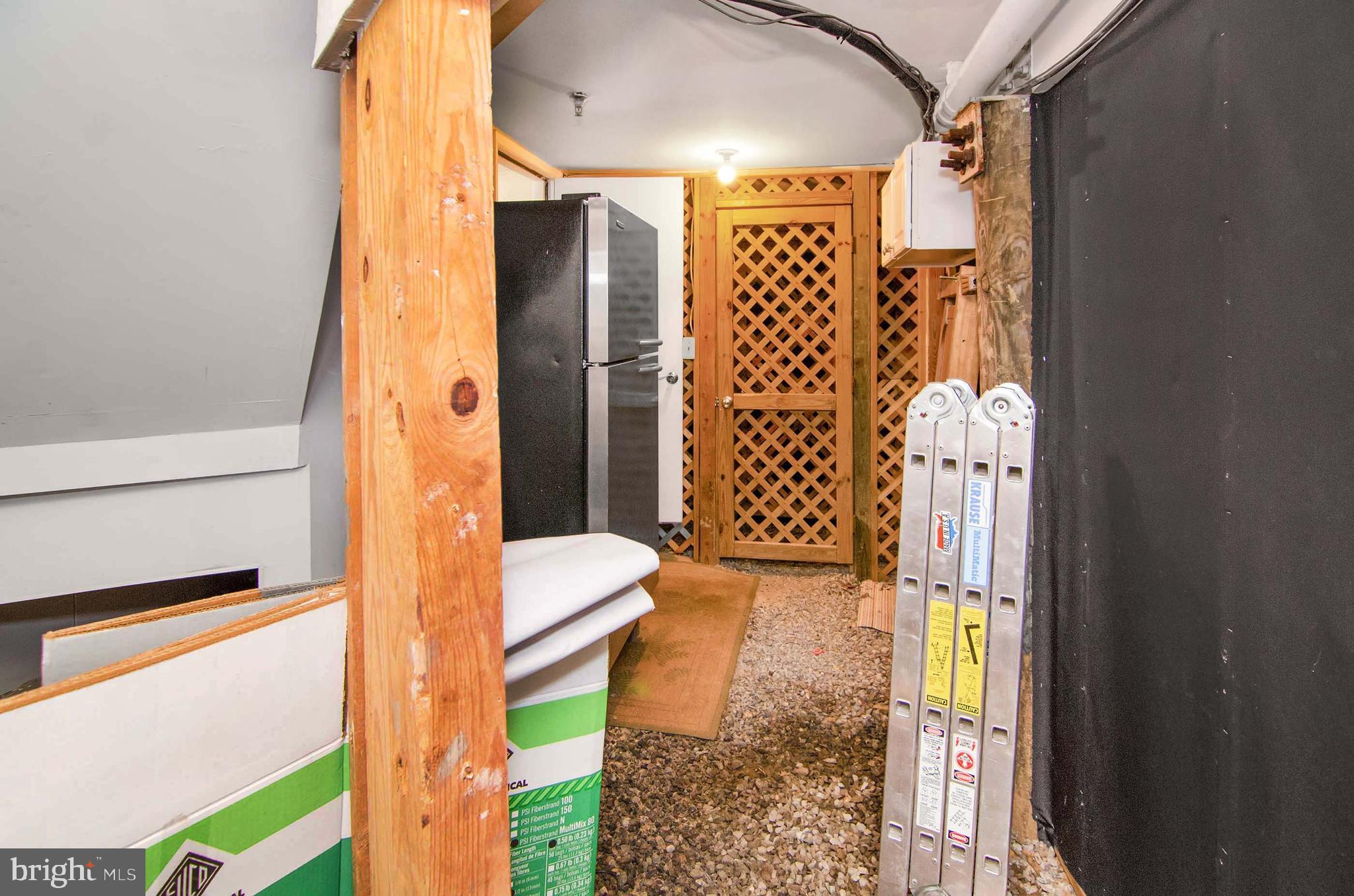 TOMES LANDING - Residential