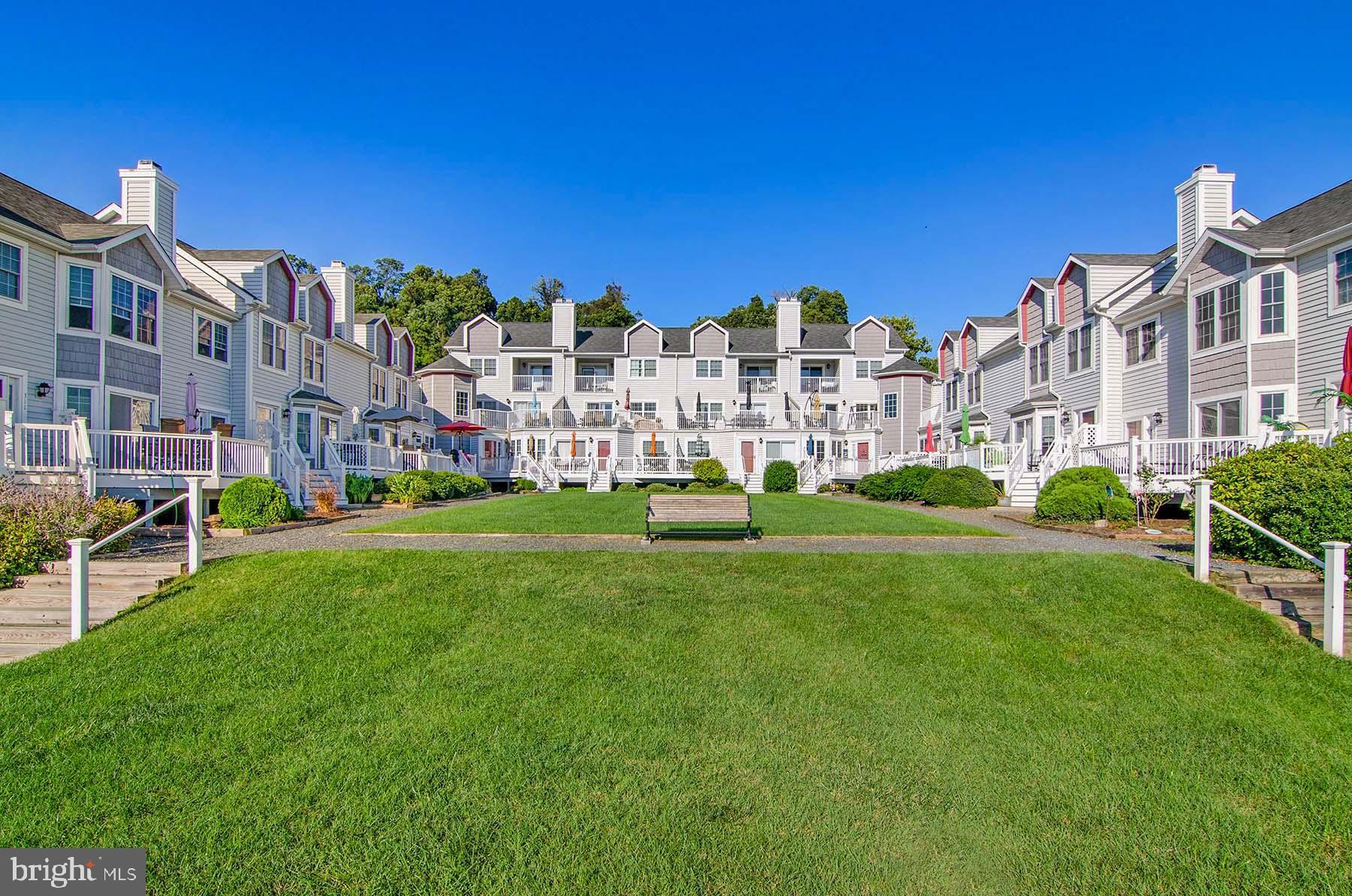 TOMES LANDING - Residential