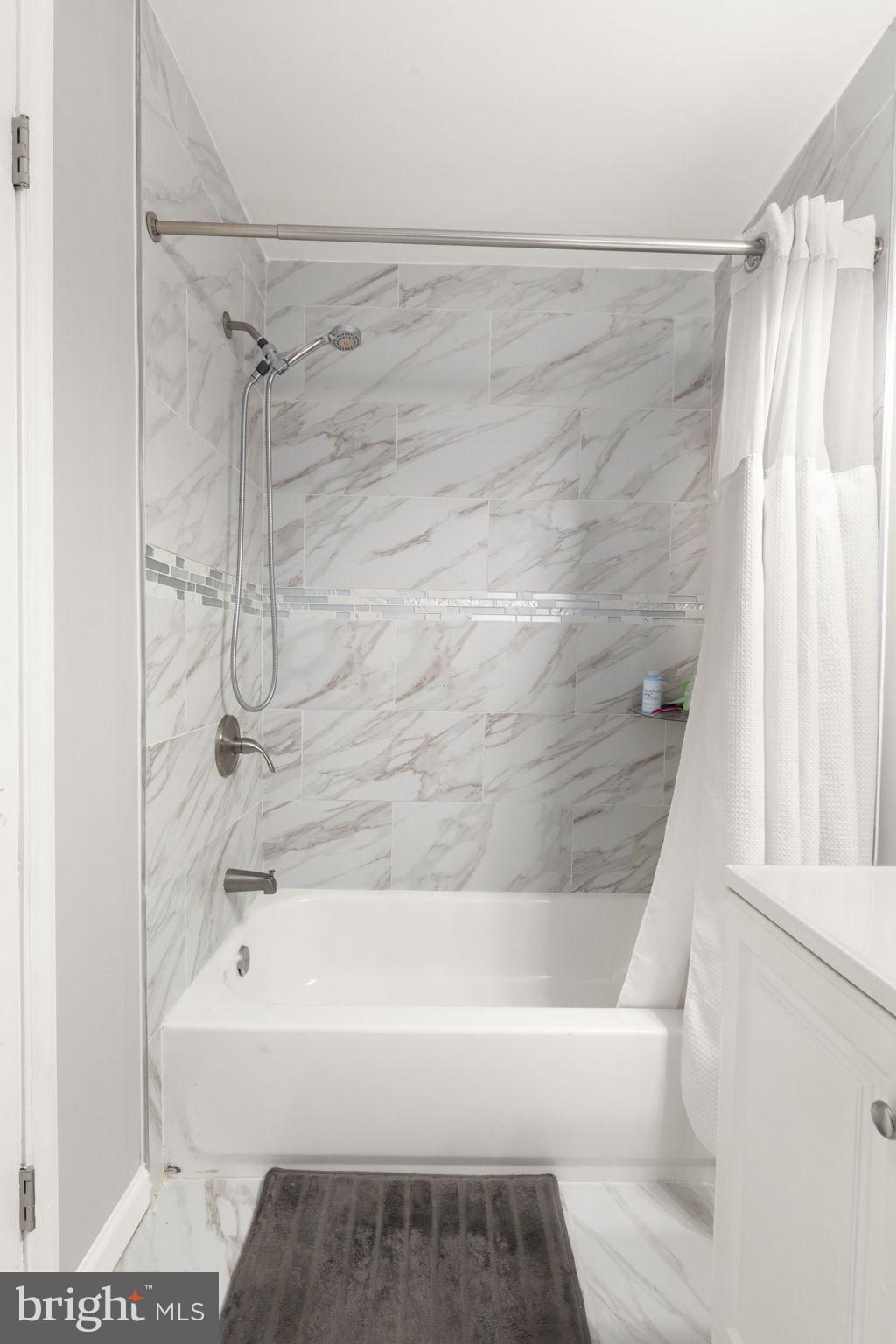 QUAIL CREEK - Residential