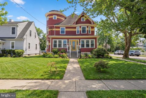 237 BROADWAY LAUREL SPRINGS NJ 08021