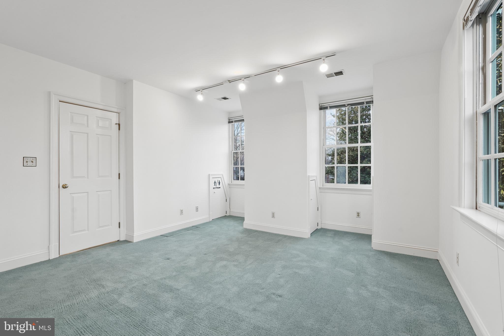 JEFFERSON PARK - Residential