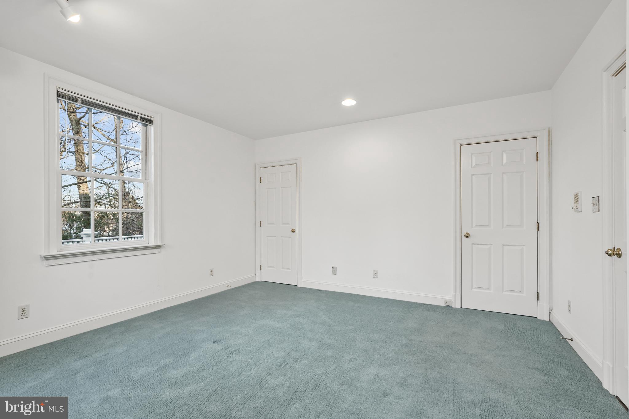 JEFFERSON PARK - Residential