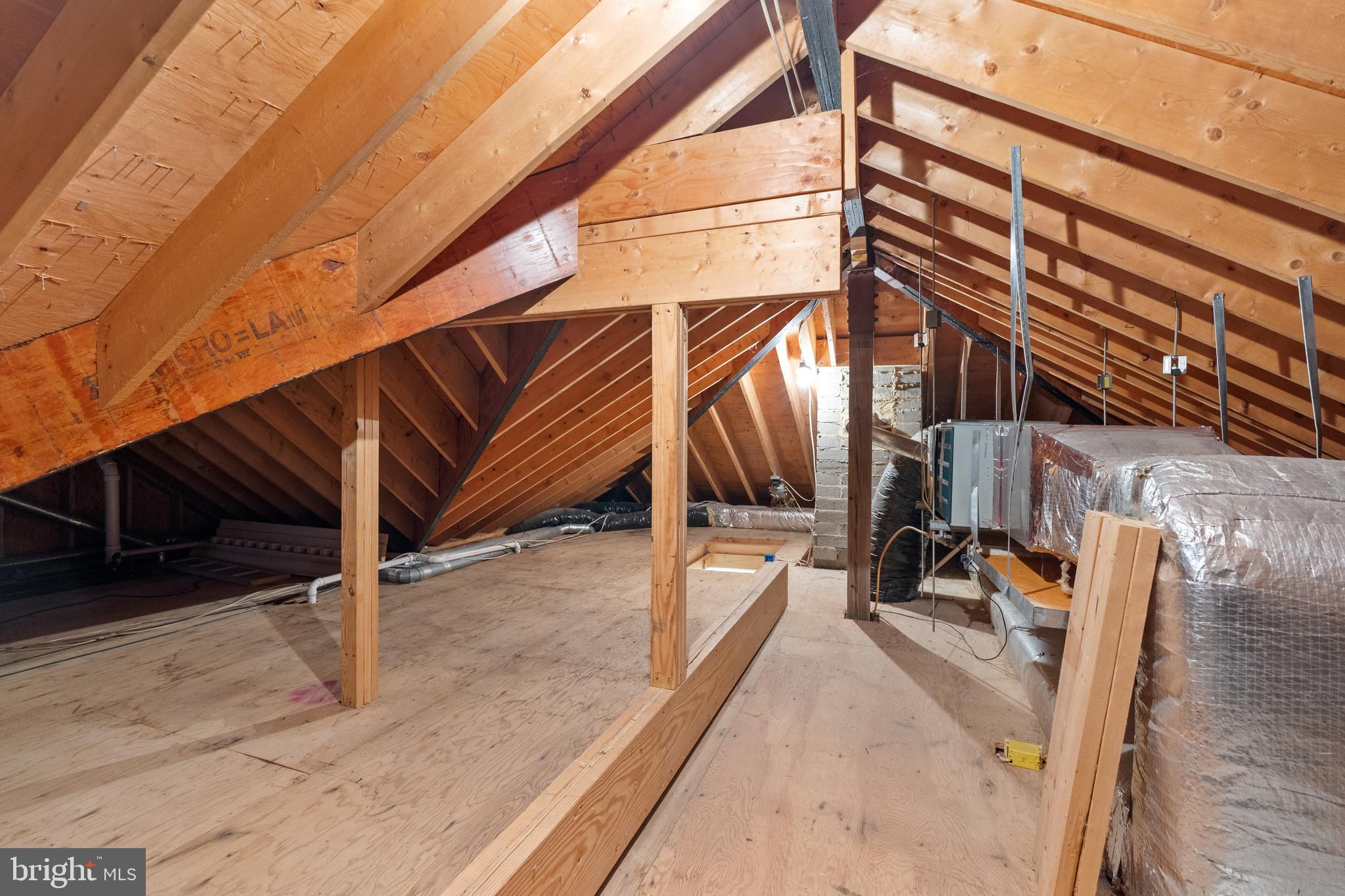 JEFFERSON PARK - Residential