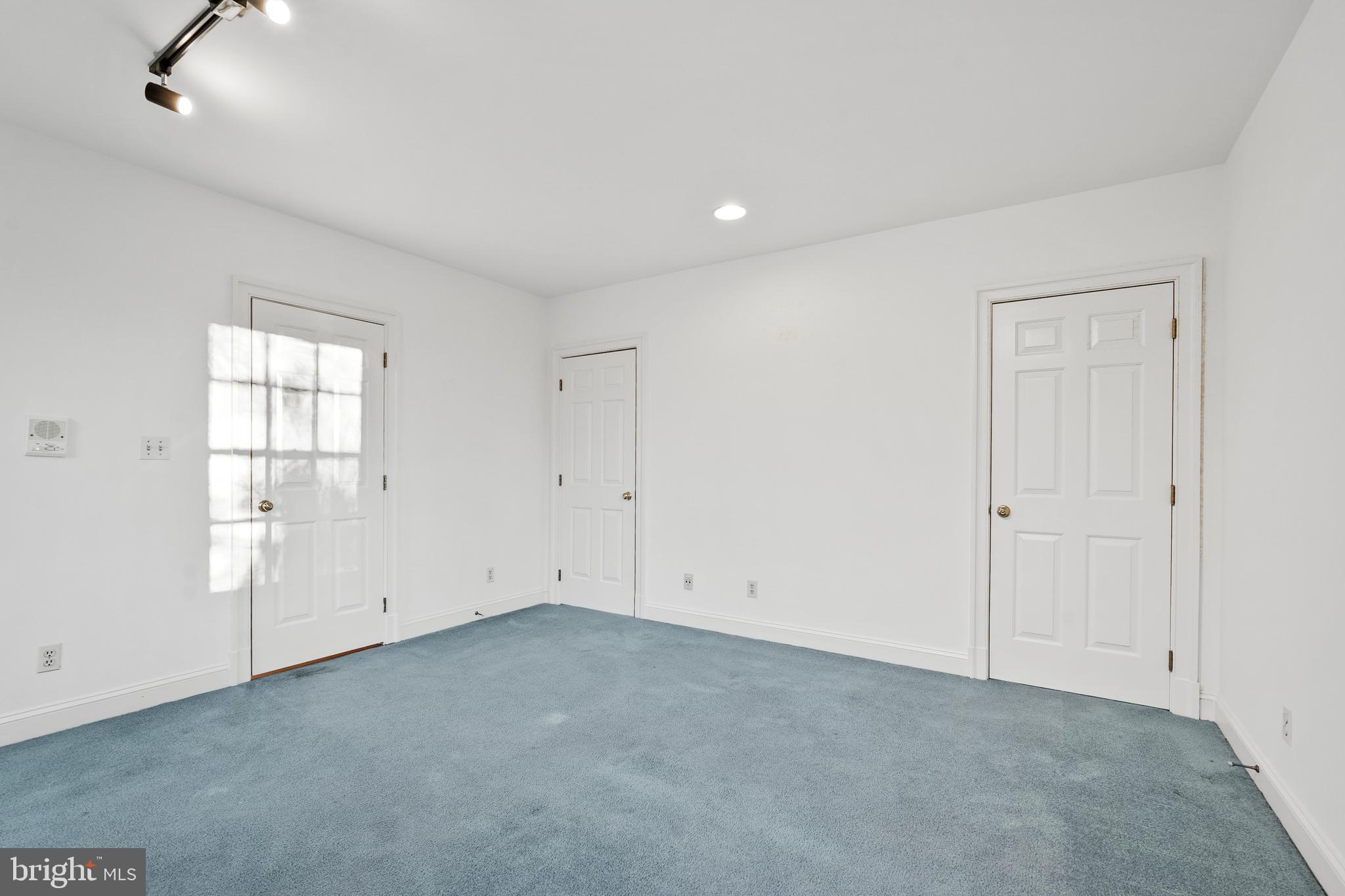 JEFFERSON PARK - Residential