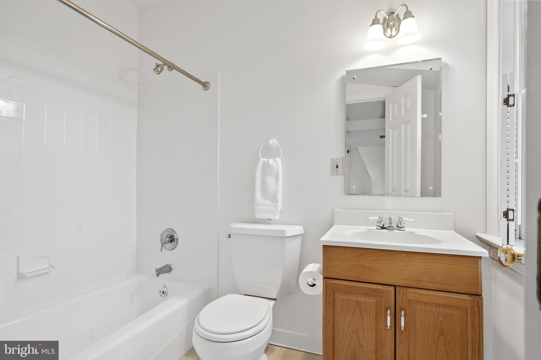 JEFFERSON PARK - Residential