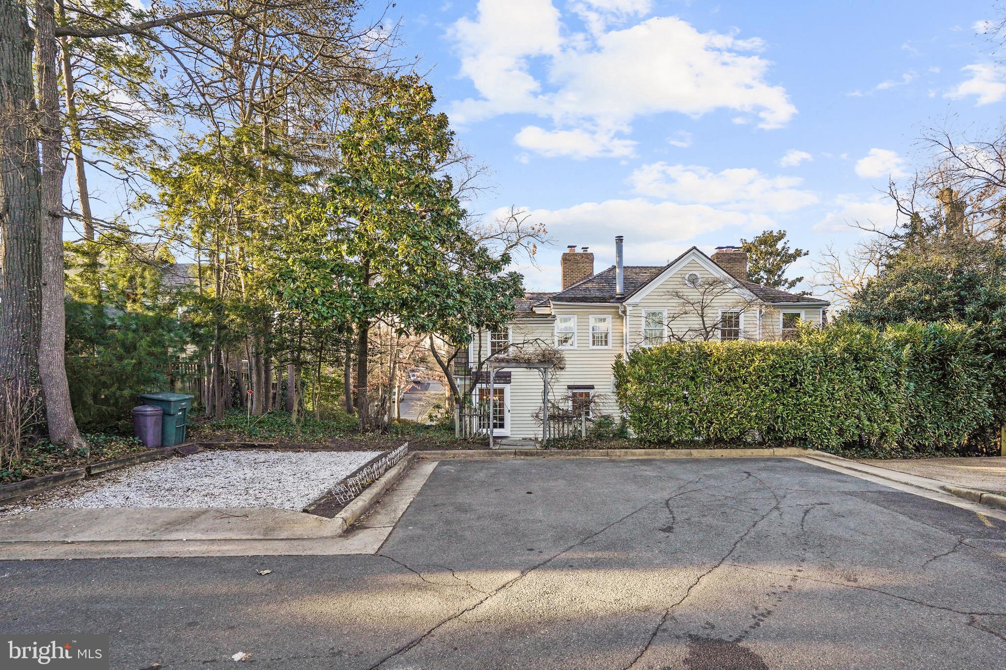 JEFFERSON PARK - Residential