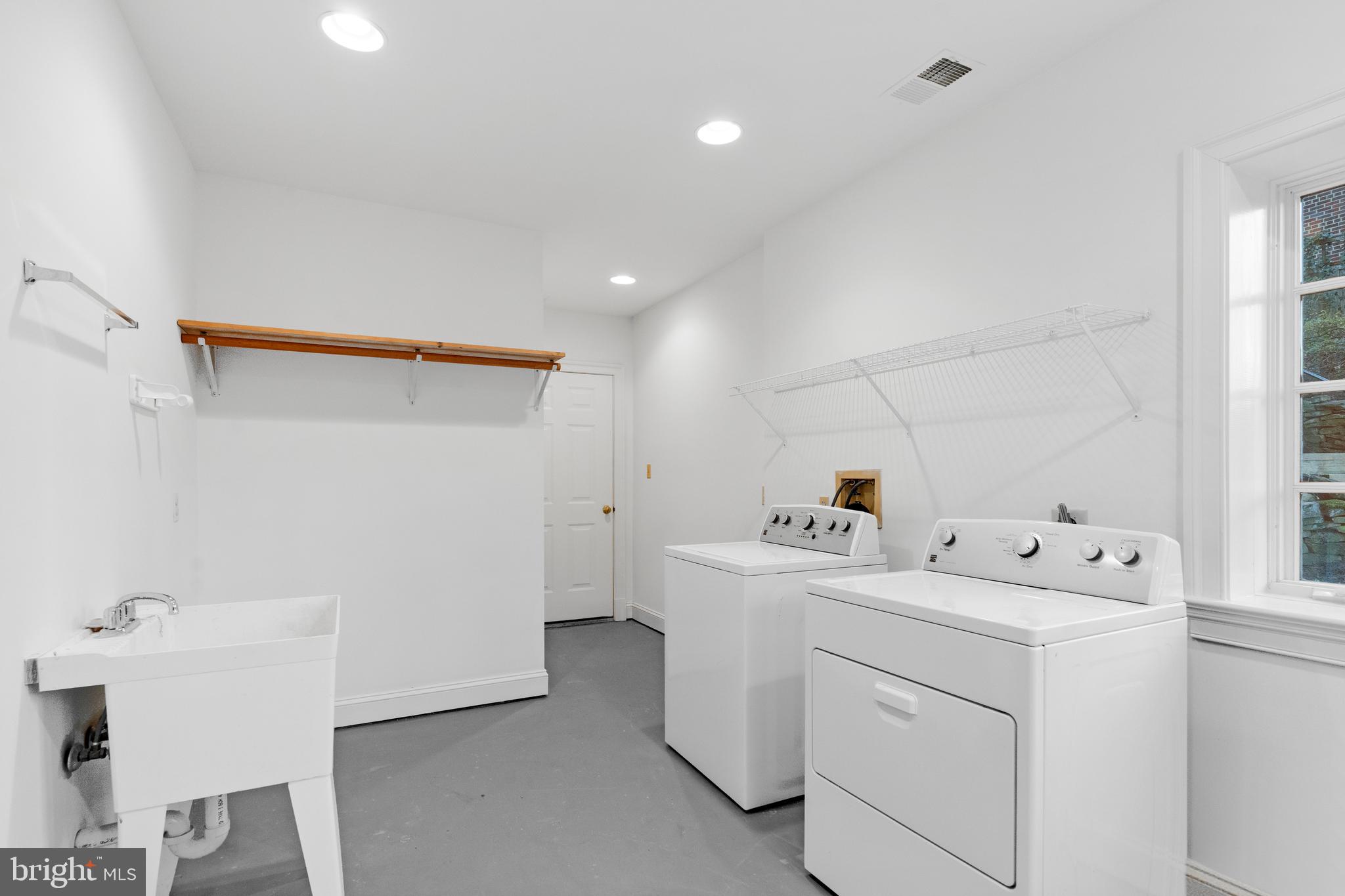 JEFFERSON PARK - Residential