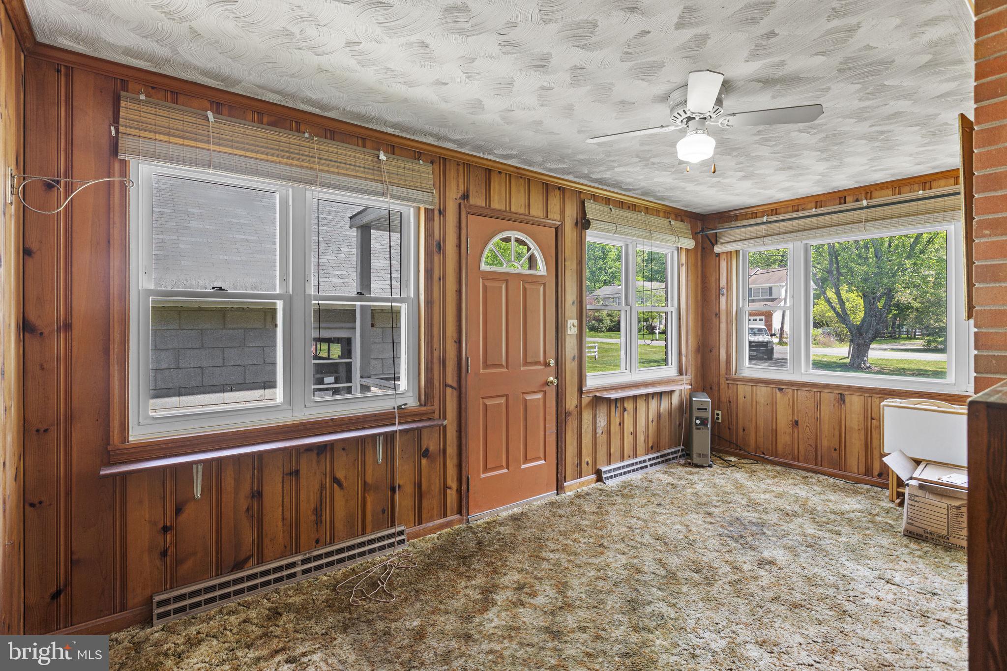 SUN VALLEY ESTATES - Residential