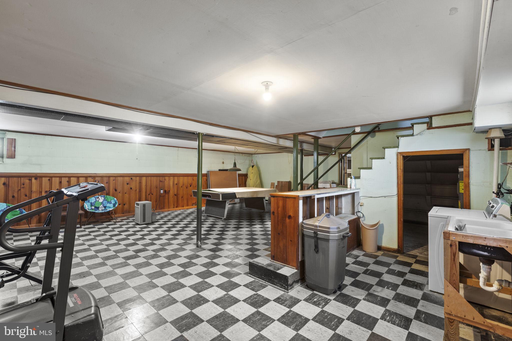 SUN VALLEY ESTATES - Residential