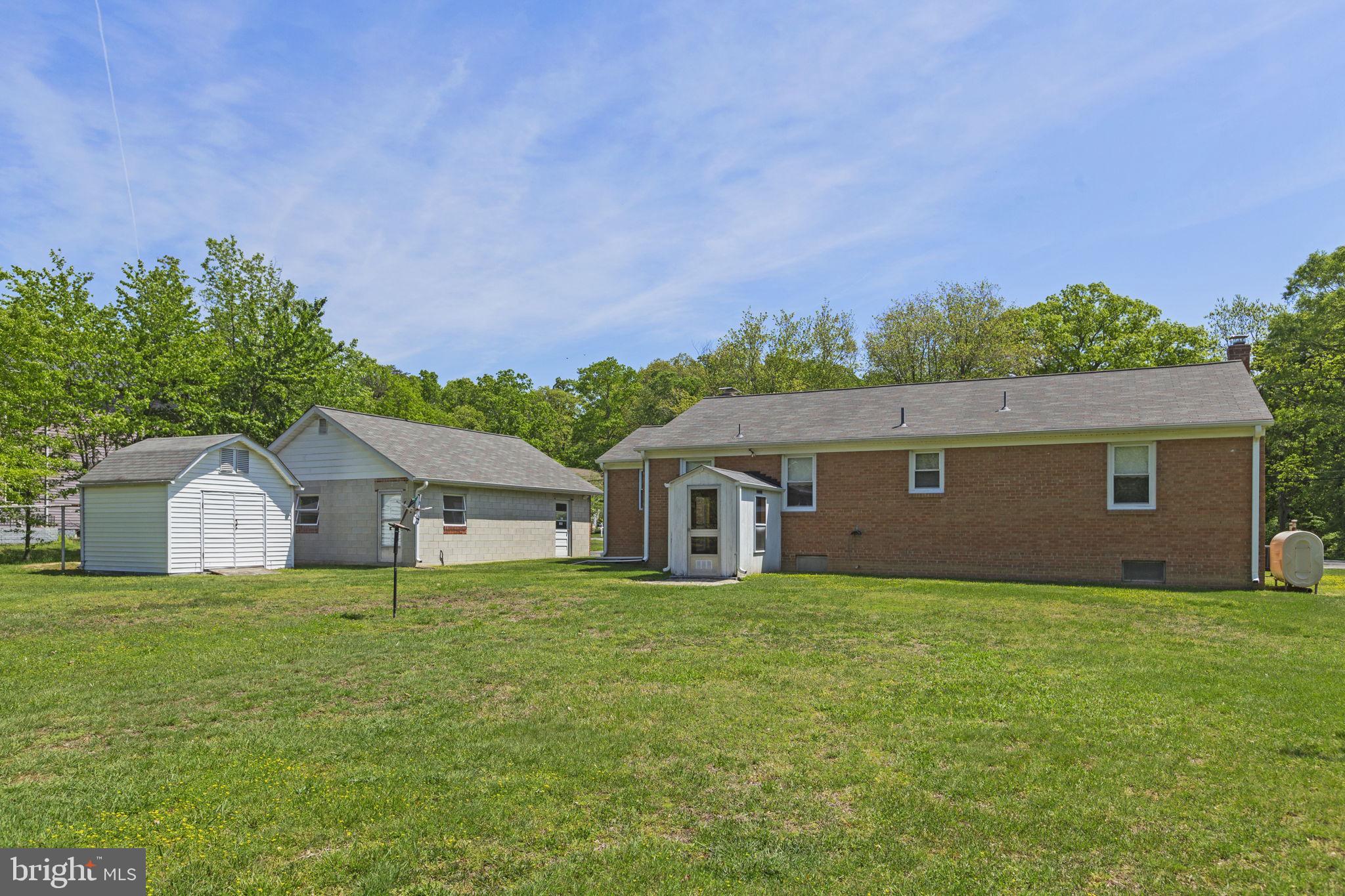 SUN VALLEY ESTATES - Residential