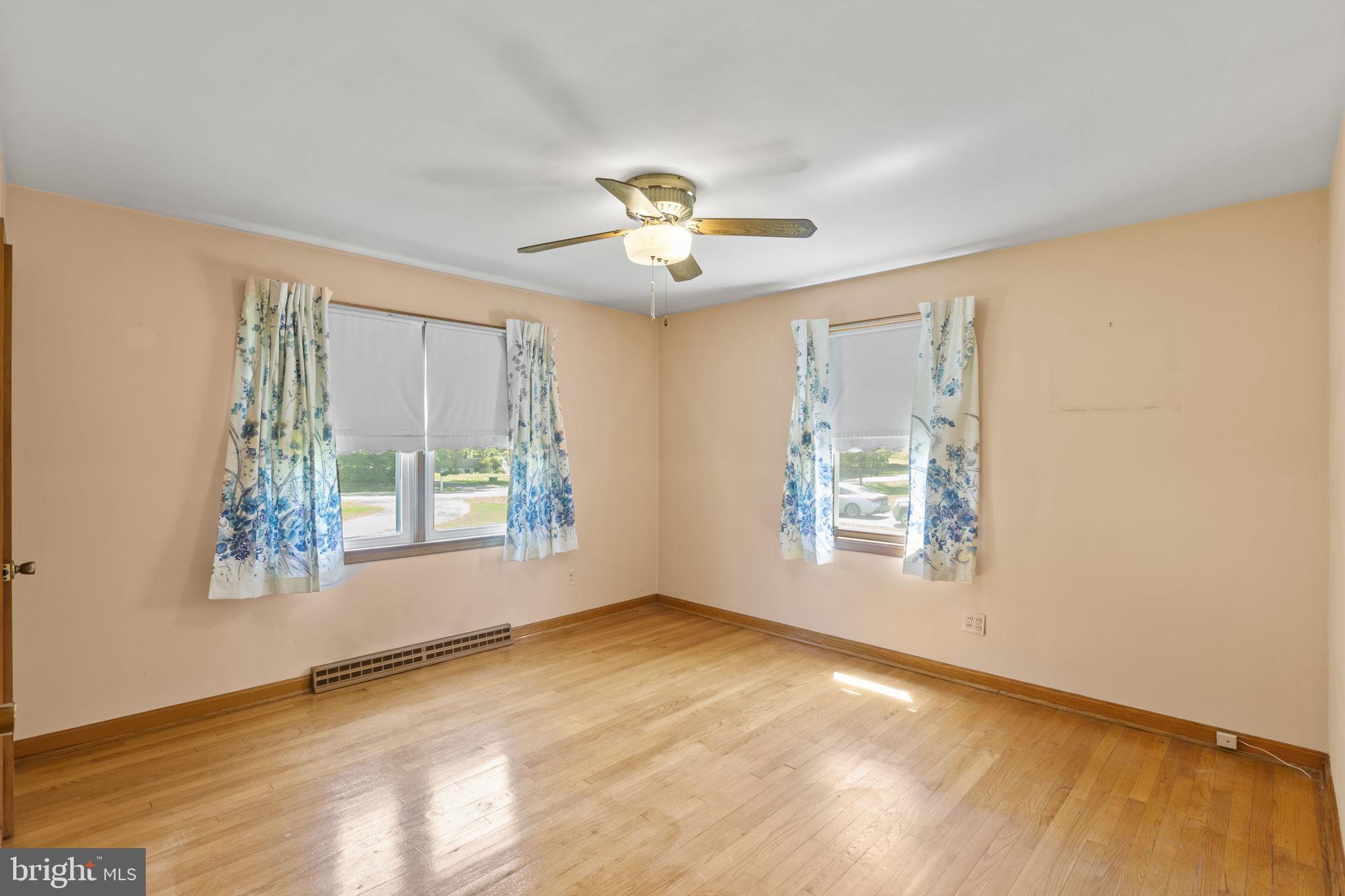 SUN VALLEY ESTATES - Residential