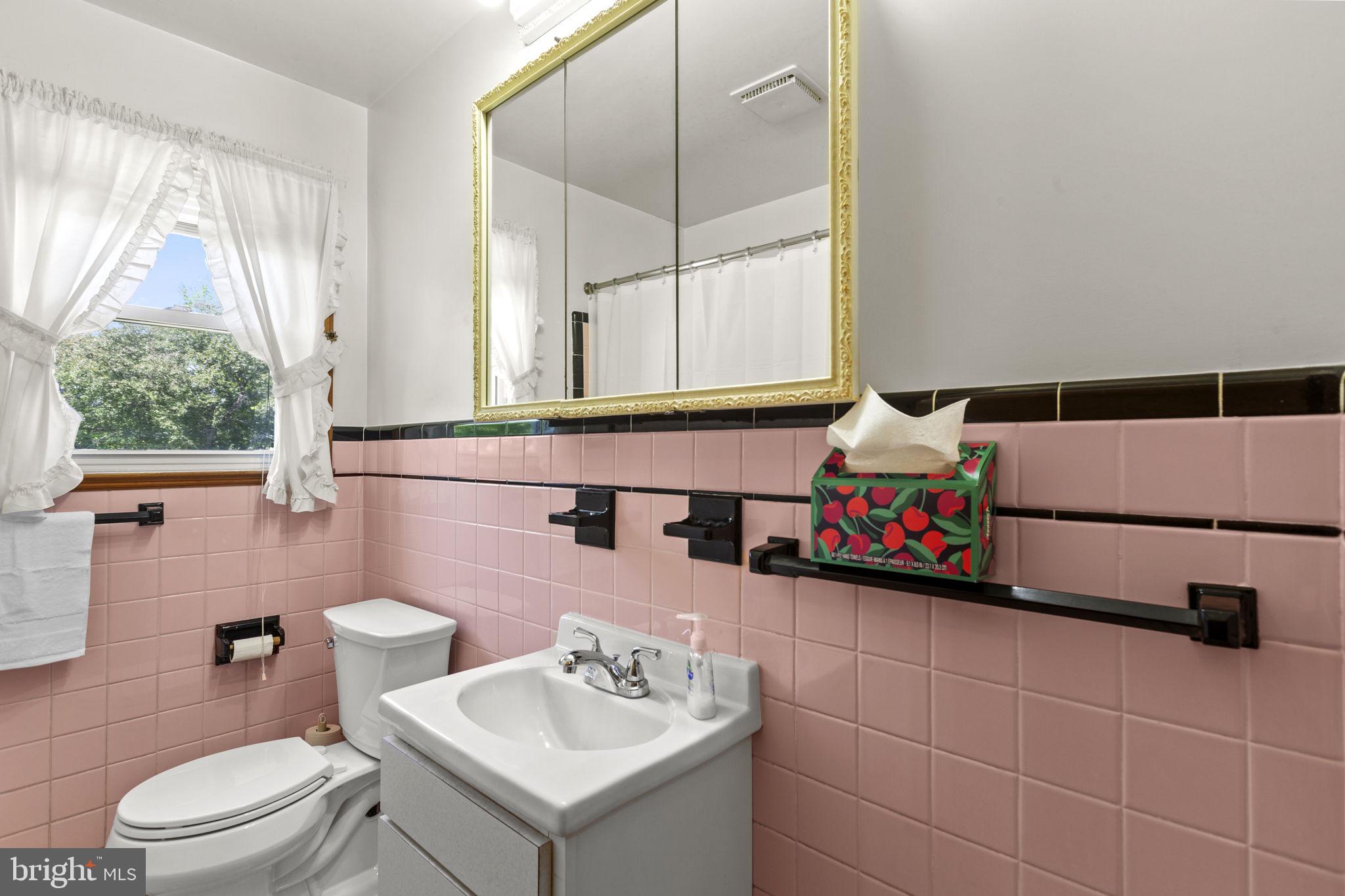 SUN VALLEY ESTATES - Residential