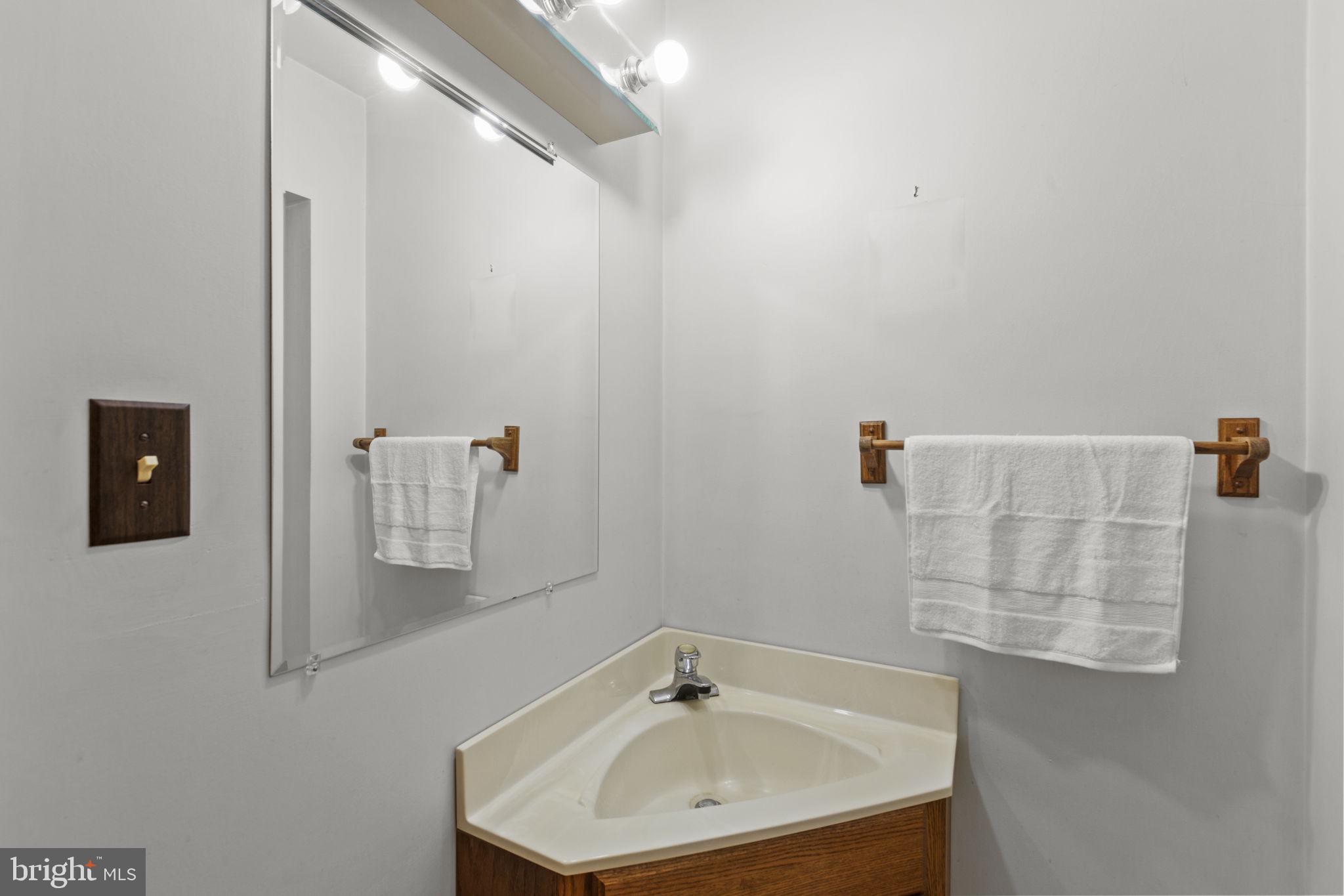 SUN VALLEY ESTATES - Residential