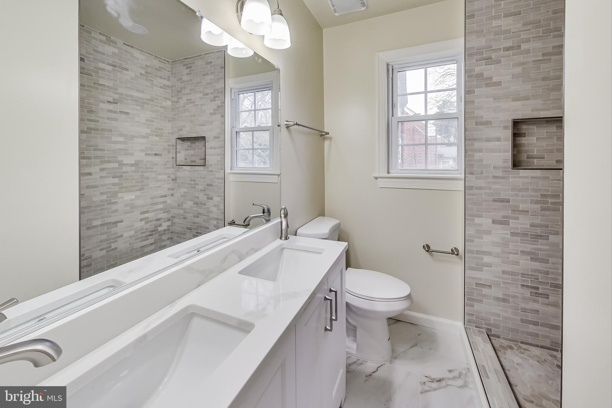 WOODSIDE FOREST - Residential Lease