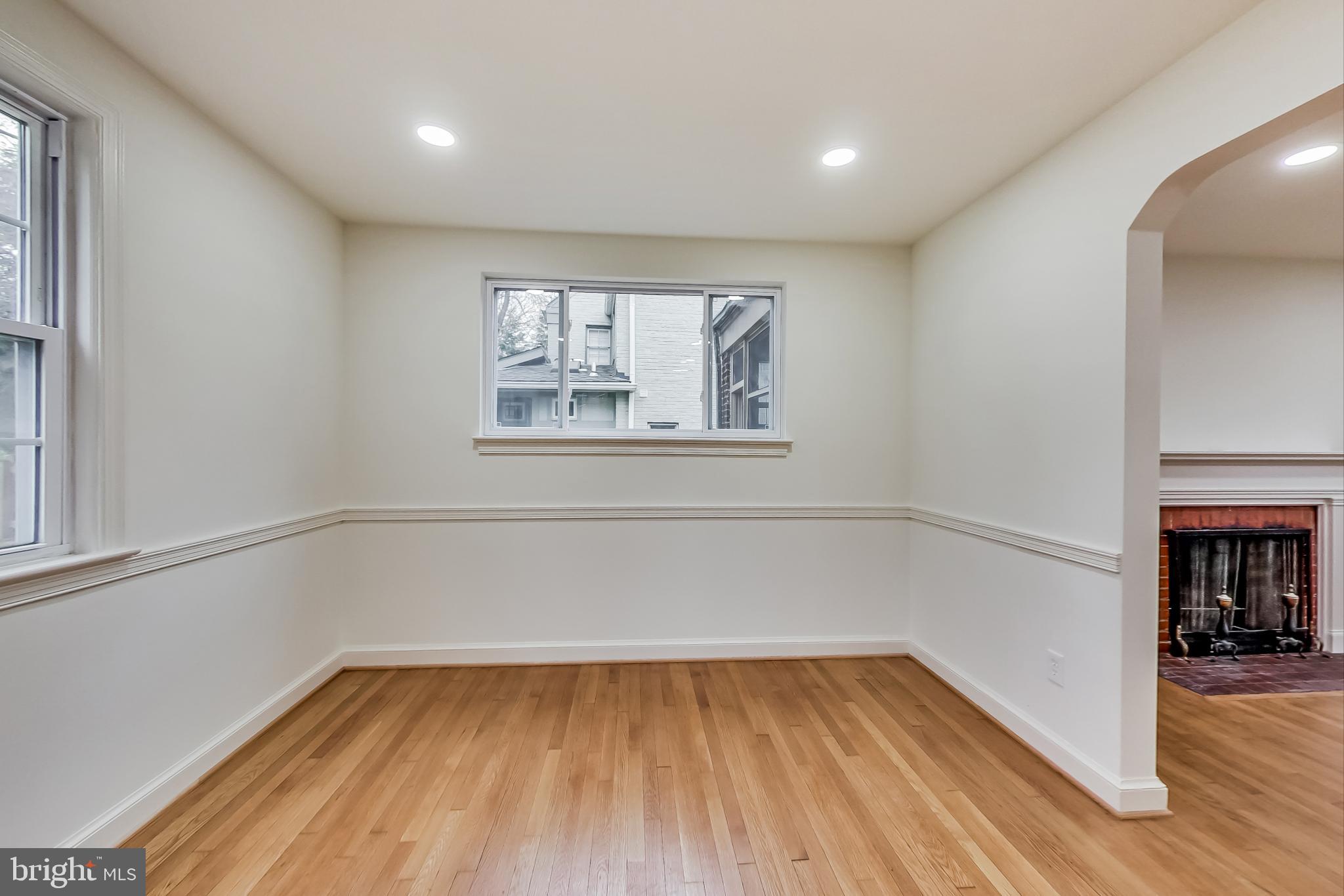 WOODSIDE FOREST - Residential Lease