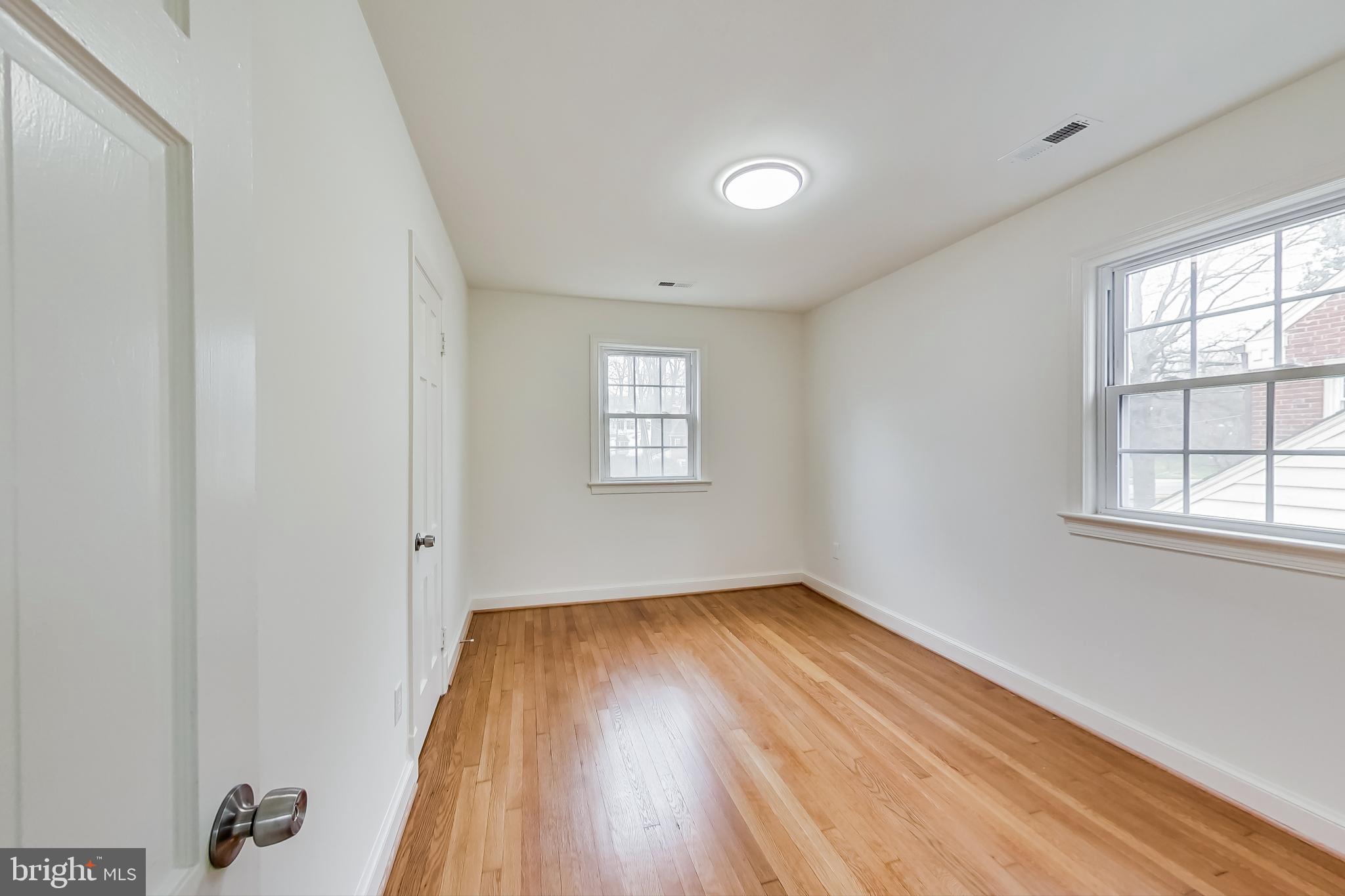 WOODSIDE FOREST - Residential Lease