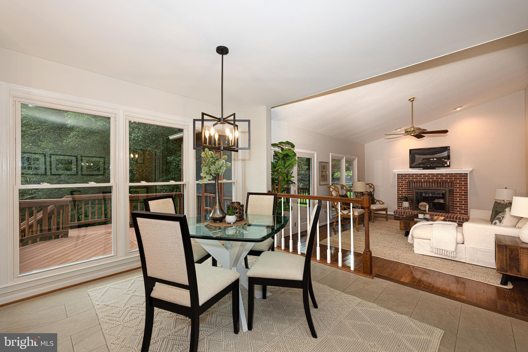 8105 OVERLAKE COURT