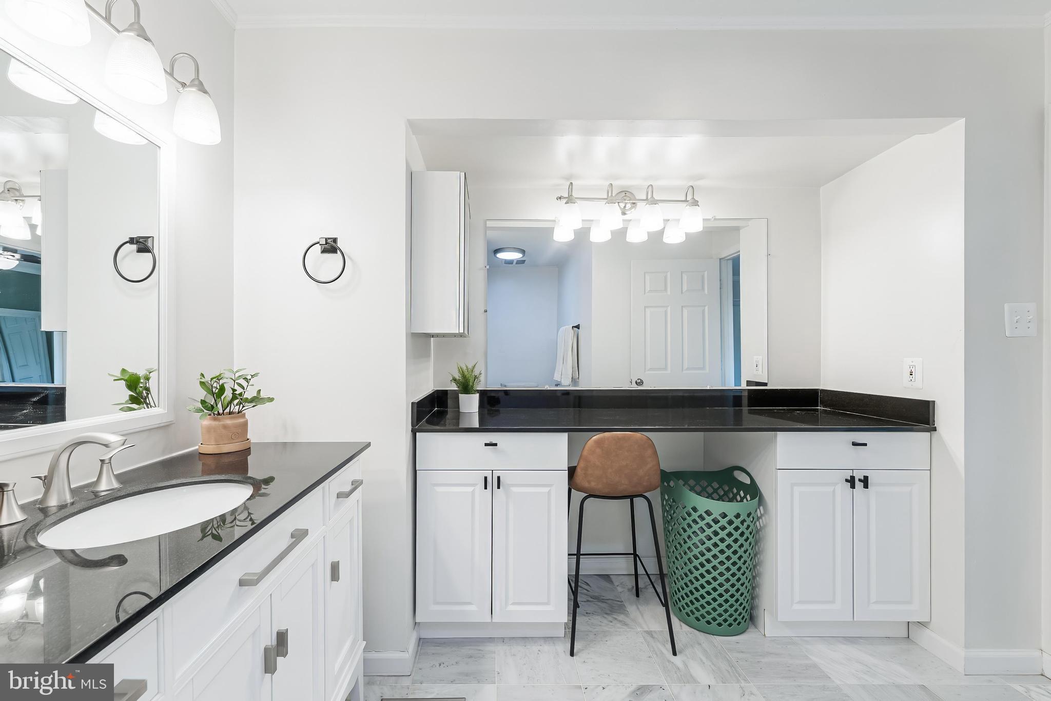 RESTON - Residential