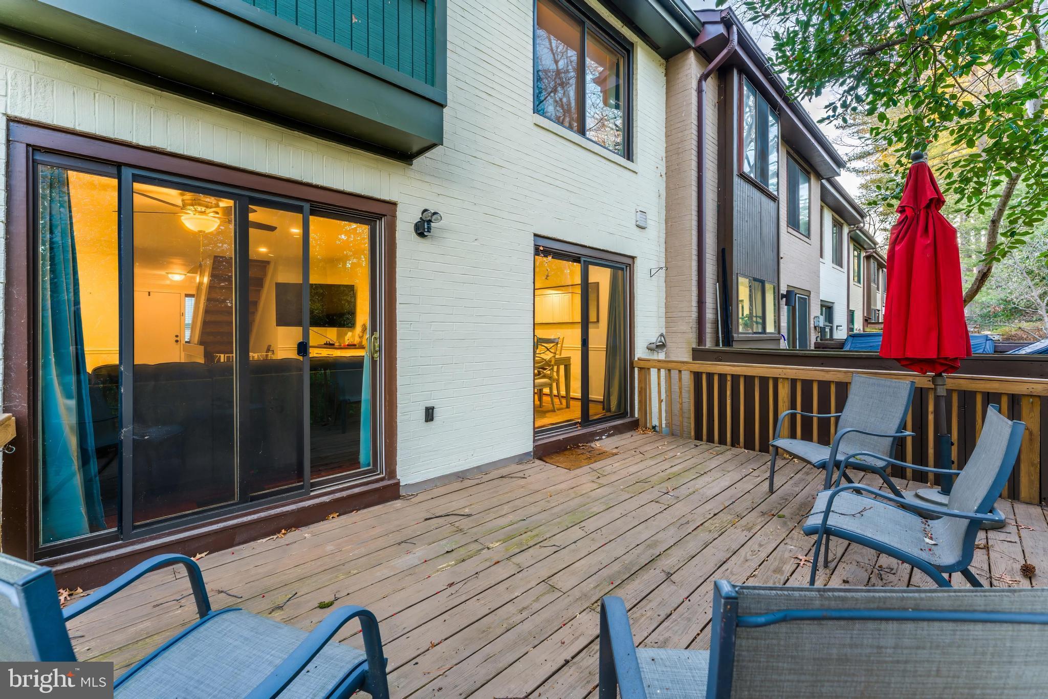 RESTON - Residential