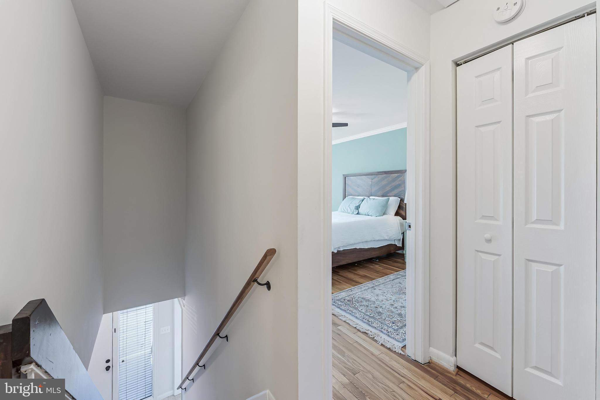 RESTON - Residential