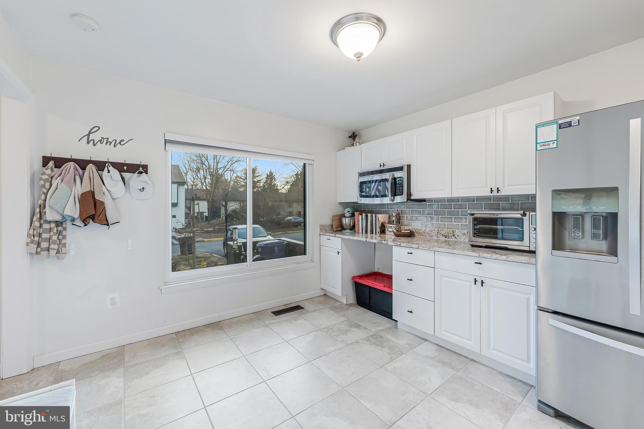 RESTON - Residential