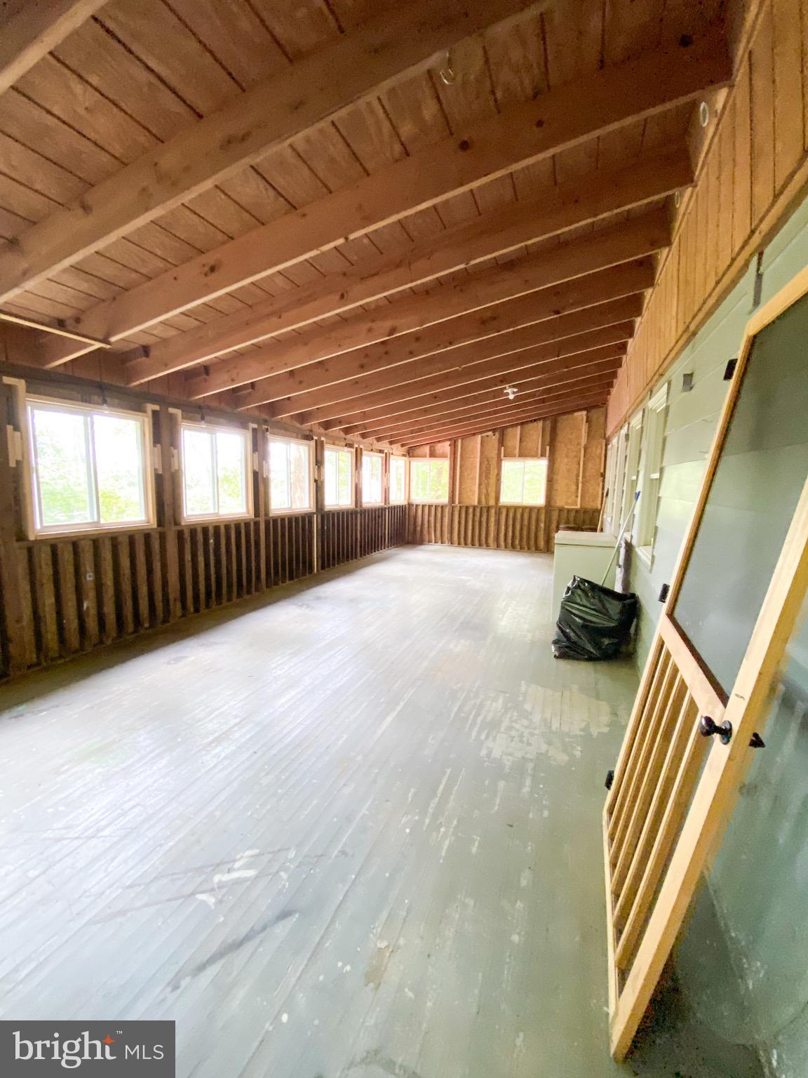 SHANNONDALE - Residential