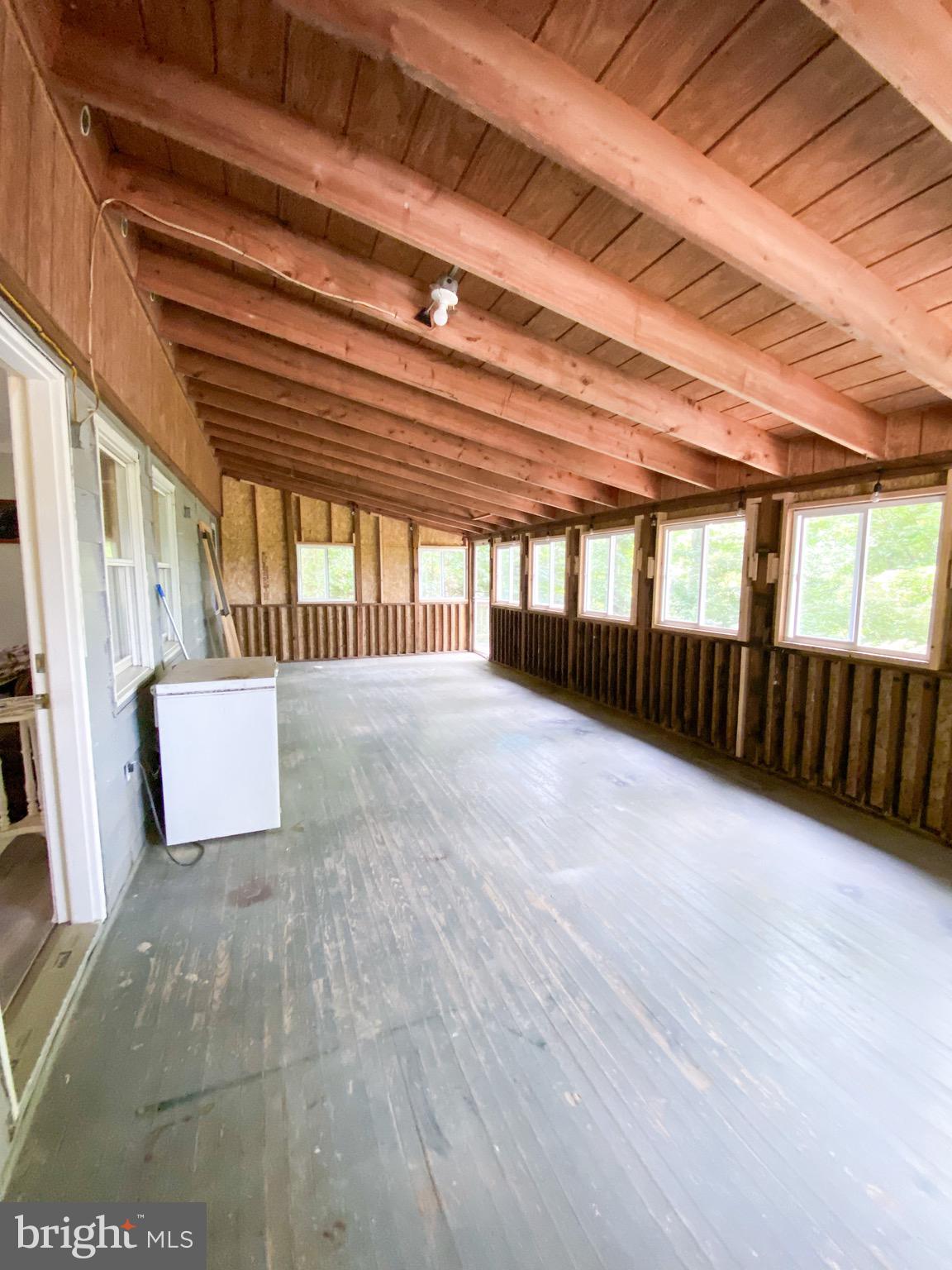 SHANNONDALE - Residential