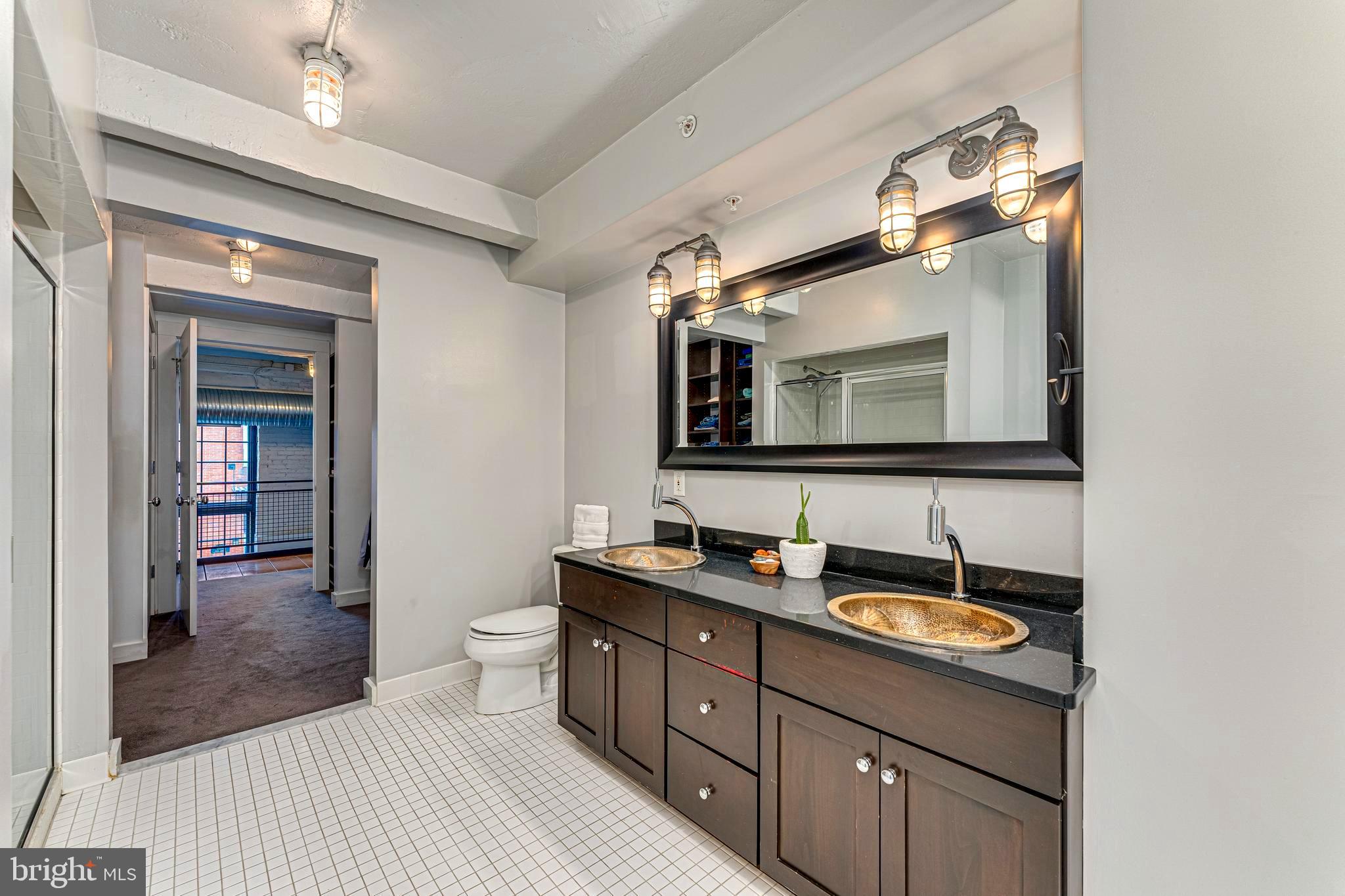 LITTLE ITALY - Residential