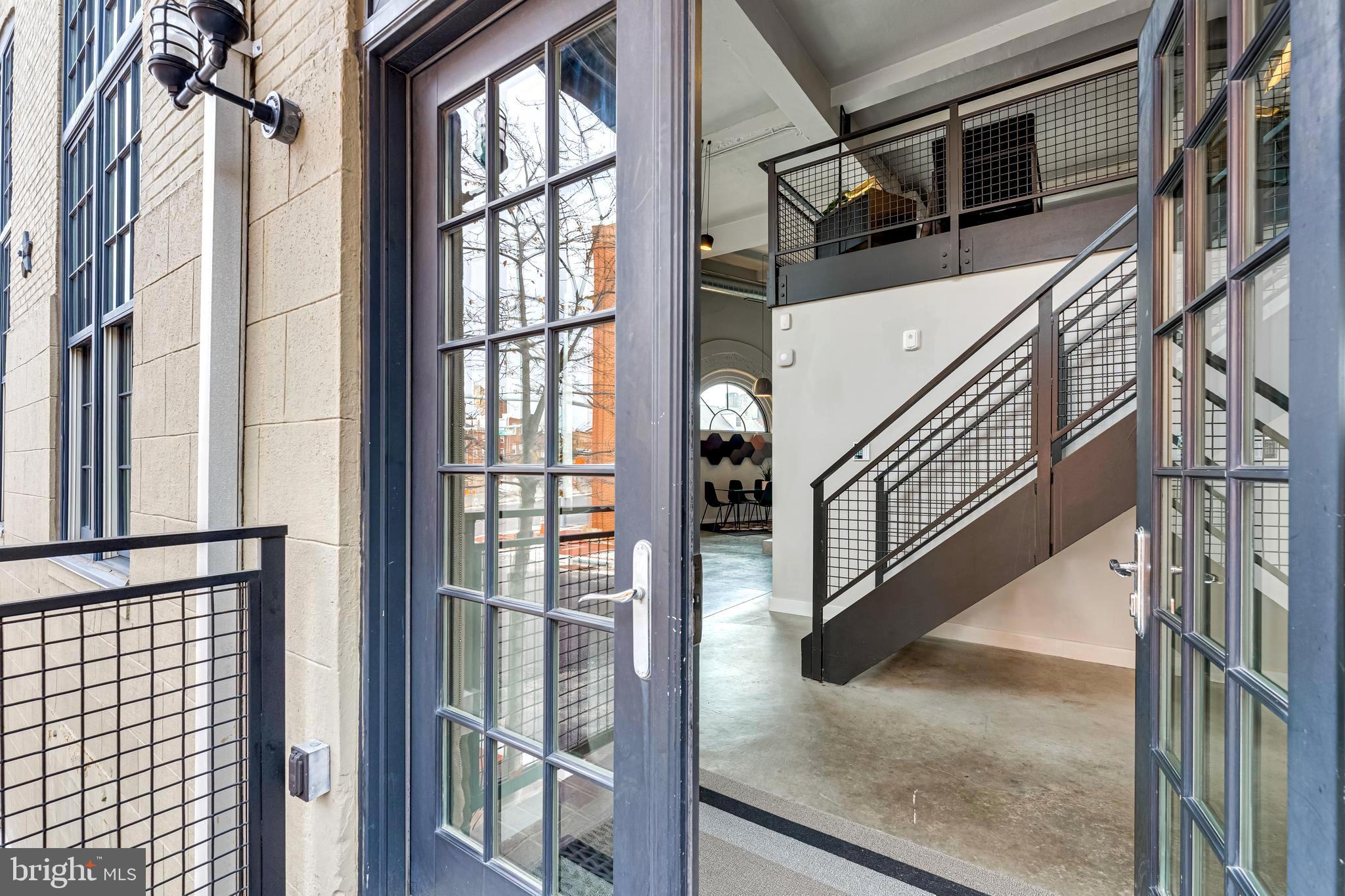 LITTLE ITALY - Residential