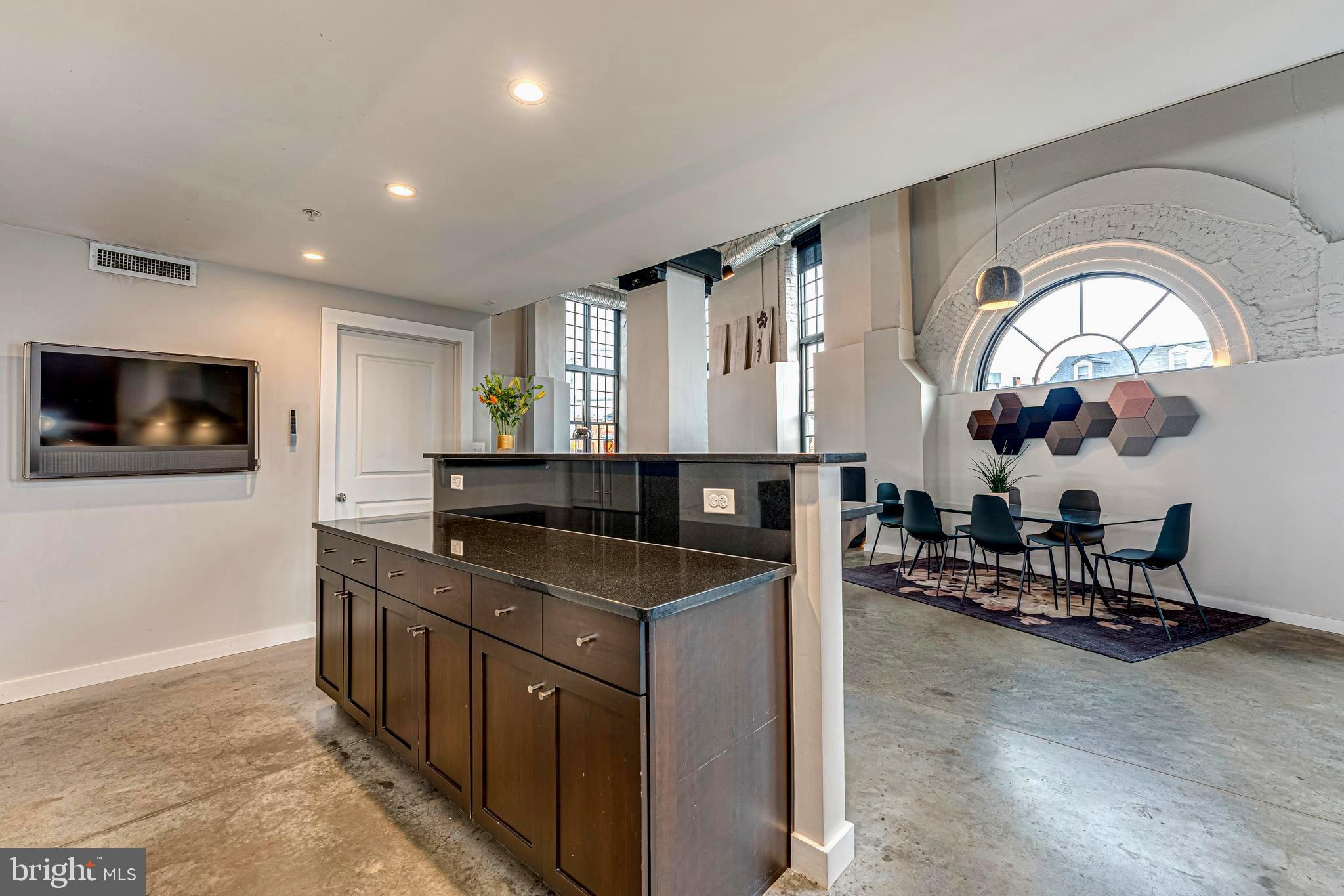 LITTLE ITALY - Residential