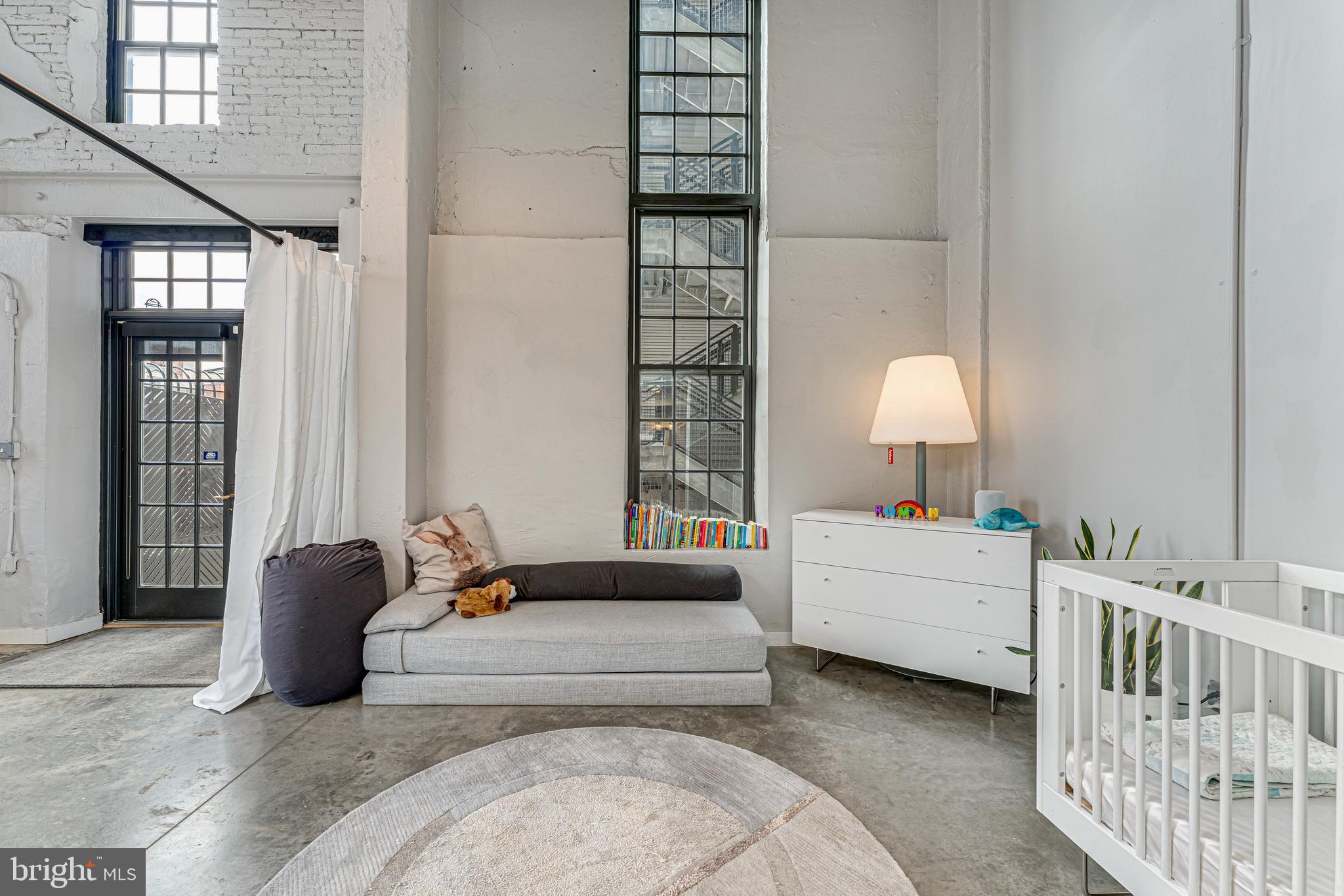 LITTLE ITALY - Residential