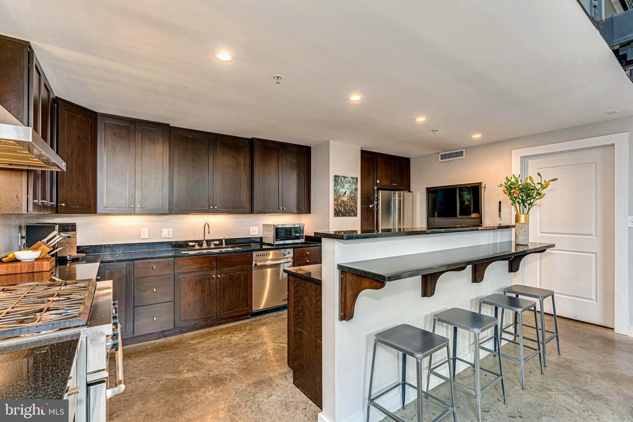 LITTLE ITALY - Residential