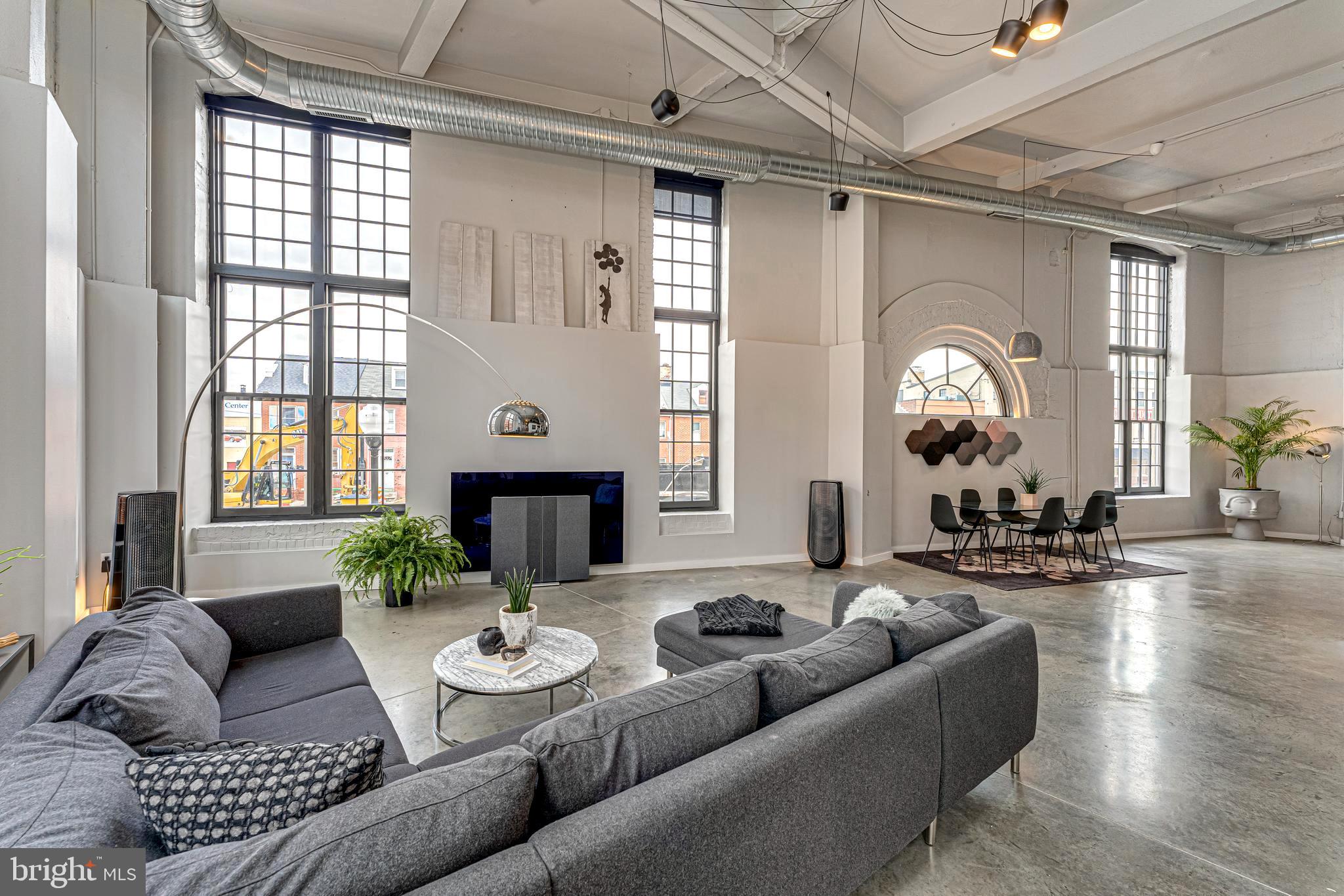 LITTLE ITALY - Residential