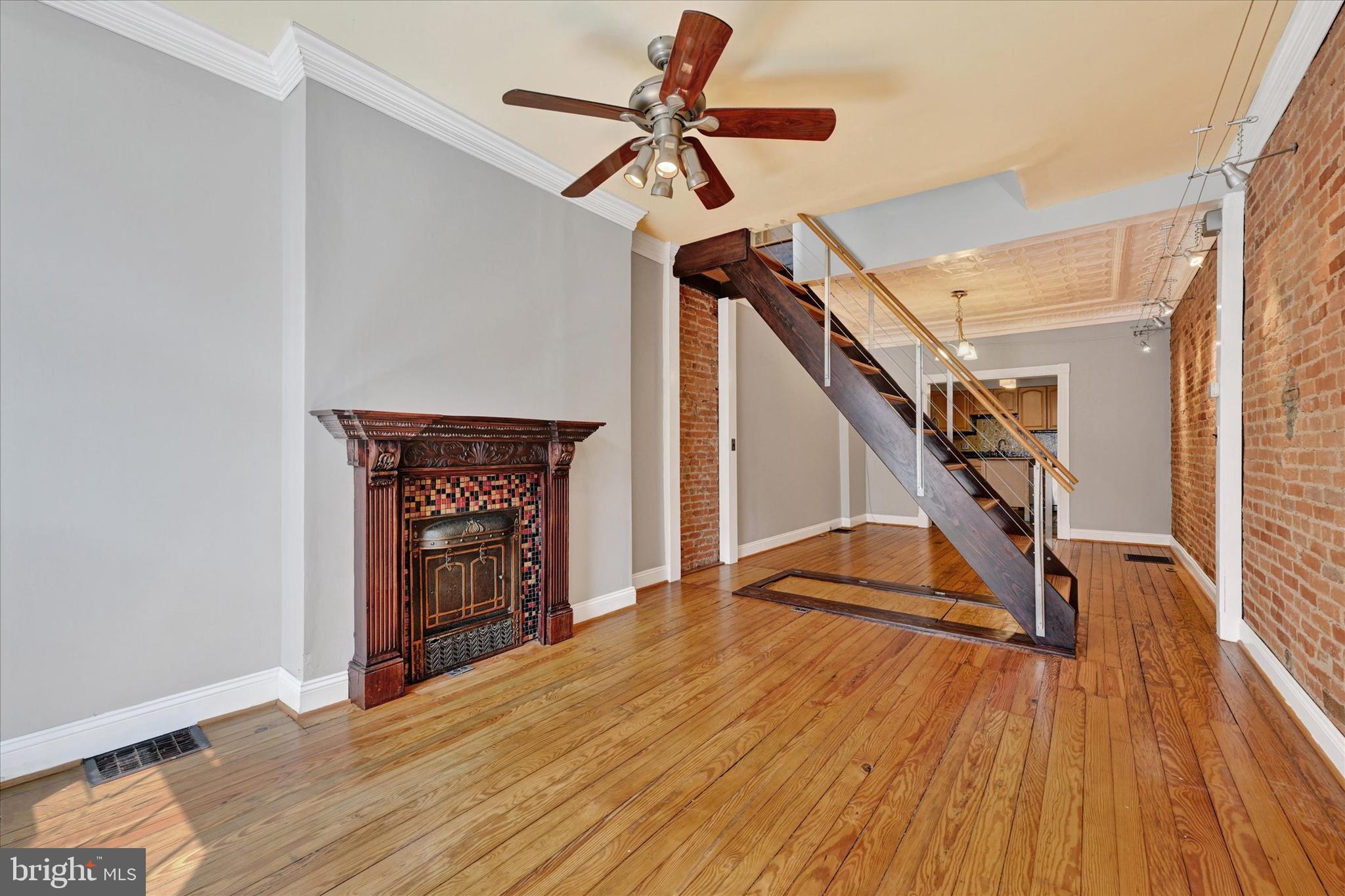 1407 CLARKSON STREET