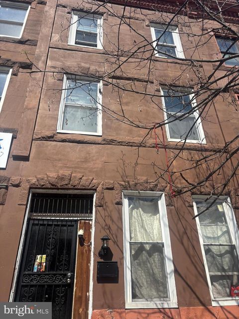 Townhouse For Sale - 3105 W Diamond Street<br/> PHILADELPHIA, PA 19121