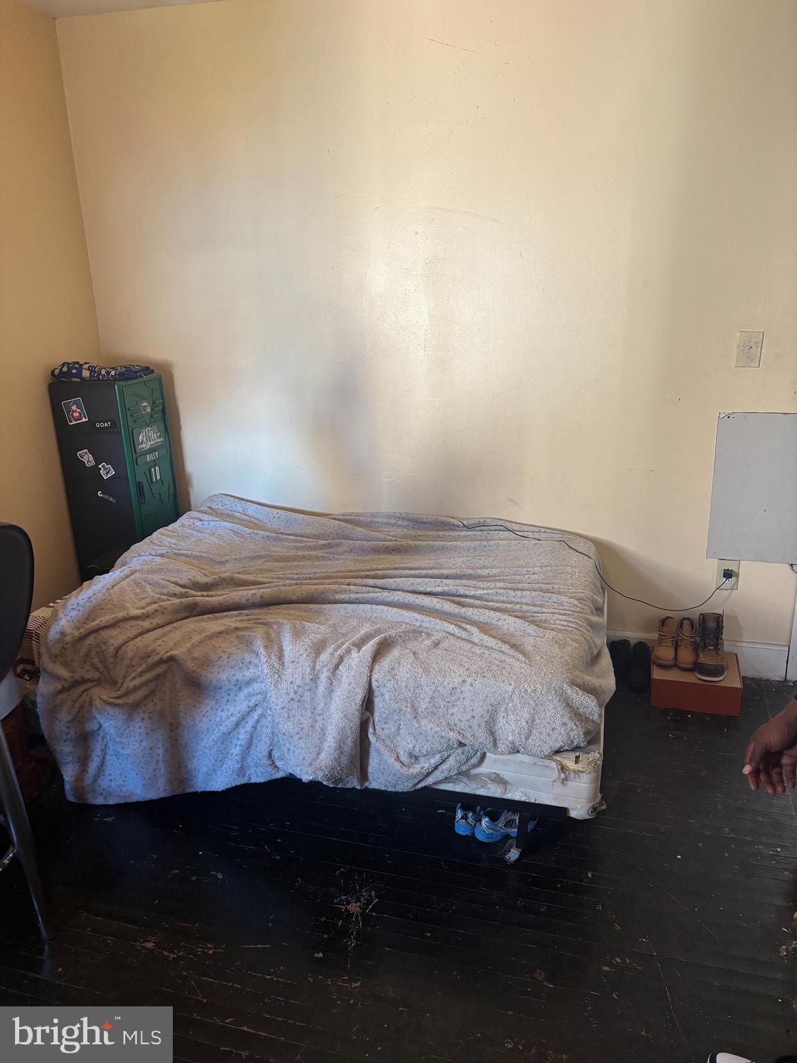 STRAWBERRY MANSION - Residential