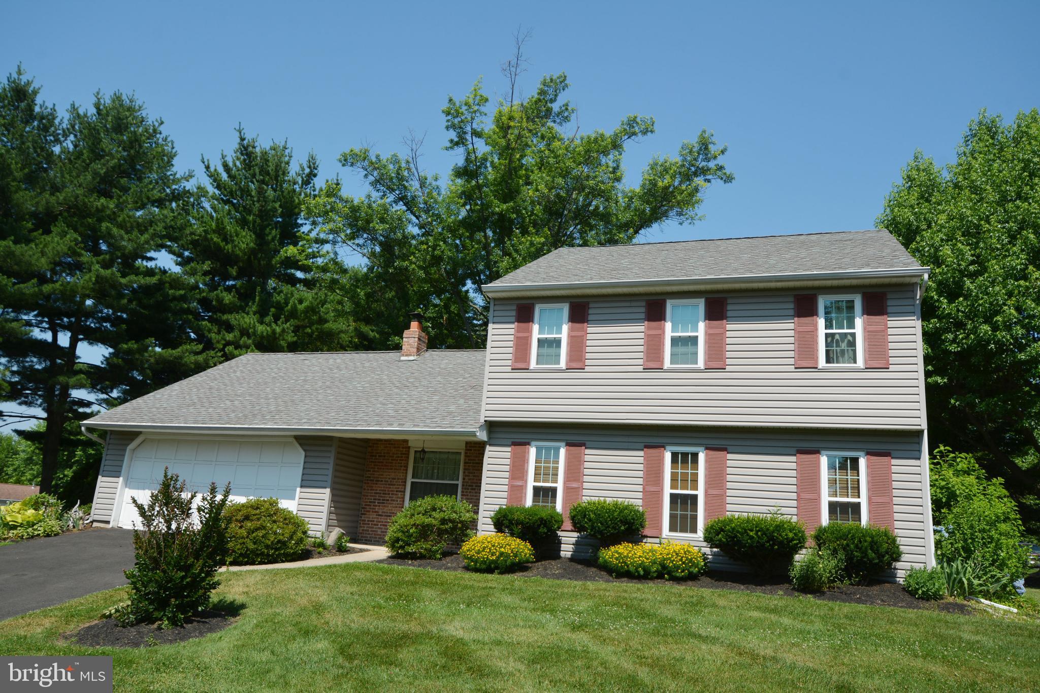 Spacious, fully REMODELED and furnished Single Family Home in Newtown!!! Available October 1. Just pack your bags and move in. You will enjoy this pristine home with three bedrooms, all newer windows and doors, wood cabinetry and granite counter tops in the kitchen, wood flooring downstairs, wall to-wall carpet upstairs, family room with fireplace, living room, dining room, and two-car garage. Great location within walking distance to all that Newtown Borough has to offer such as lovely parks, trails, shops and restaurants, Council Rock schools, the historic movie theater, and beautiful neighborhoods. NO Pets. Tenant responsible for electric, heating, water, sewer, lawn and snow removal. Close to I-295, 413 and route 1. Close toTrains.
