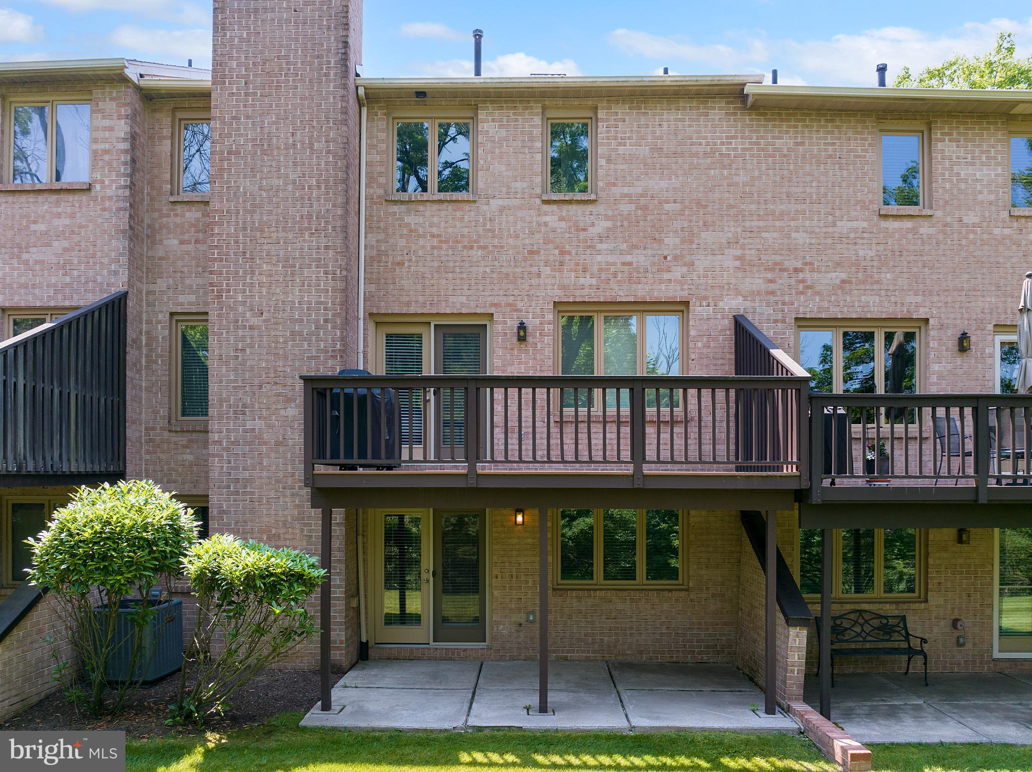 87 AMITY DRIVE