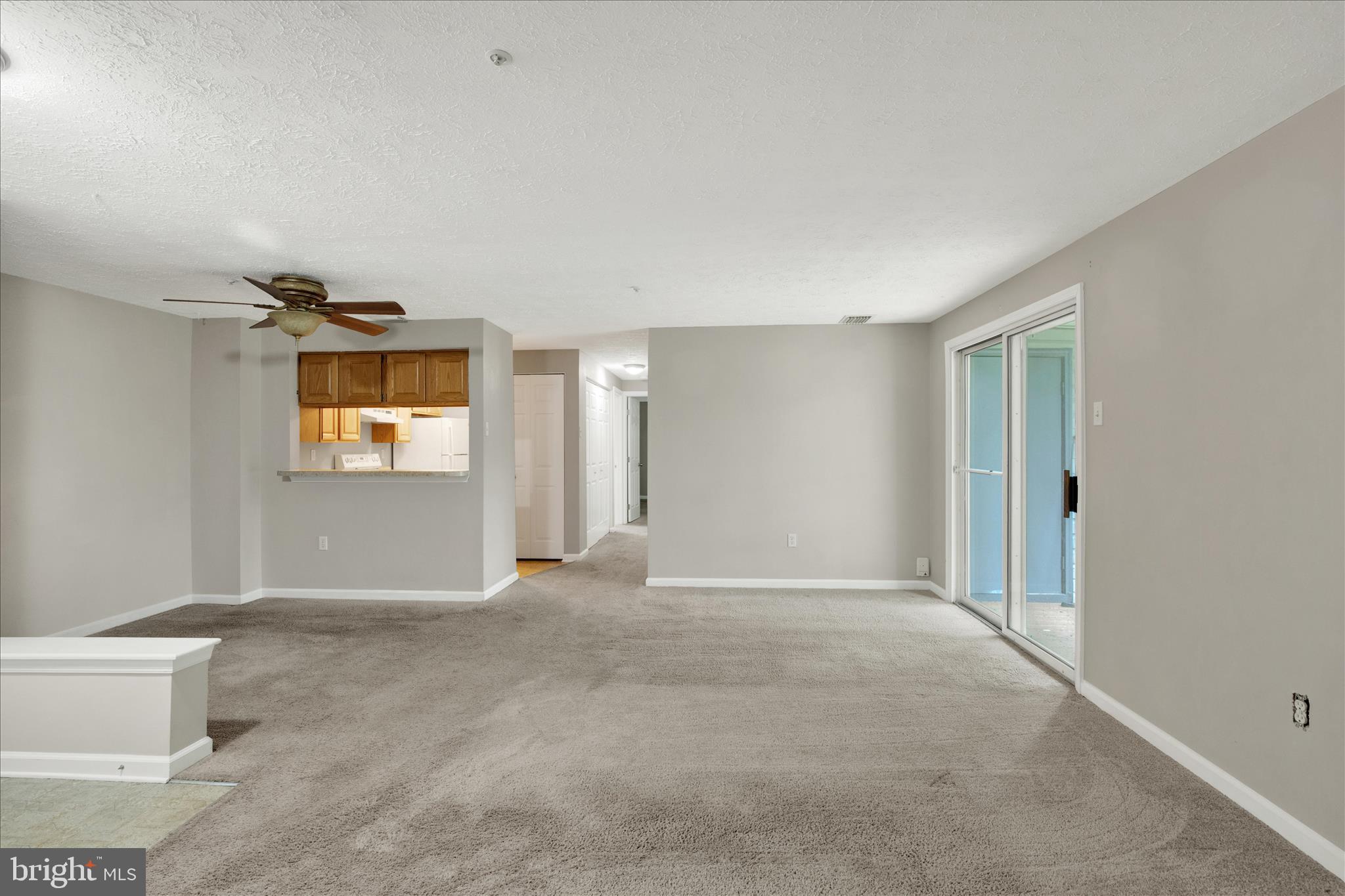 LAUREL WOODS - Residential