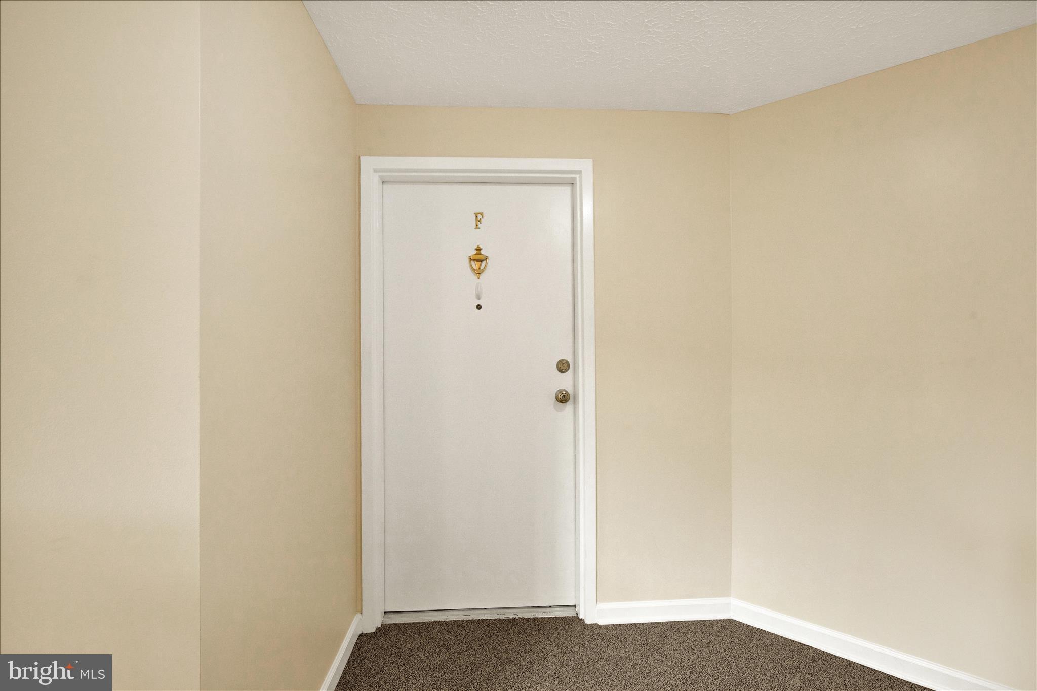 LAUREL WOODS - Residential