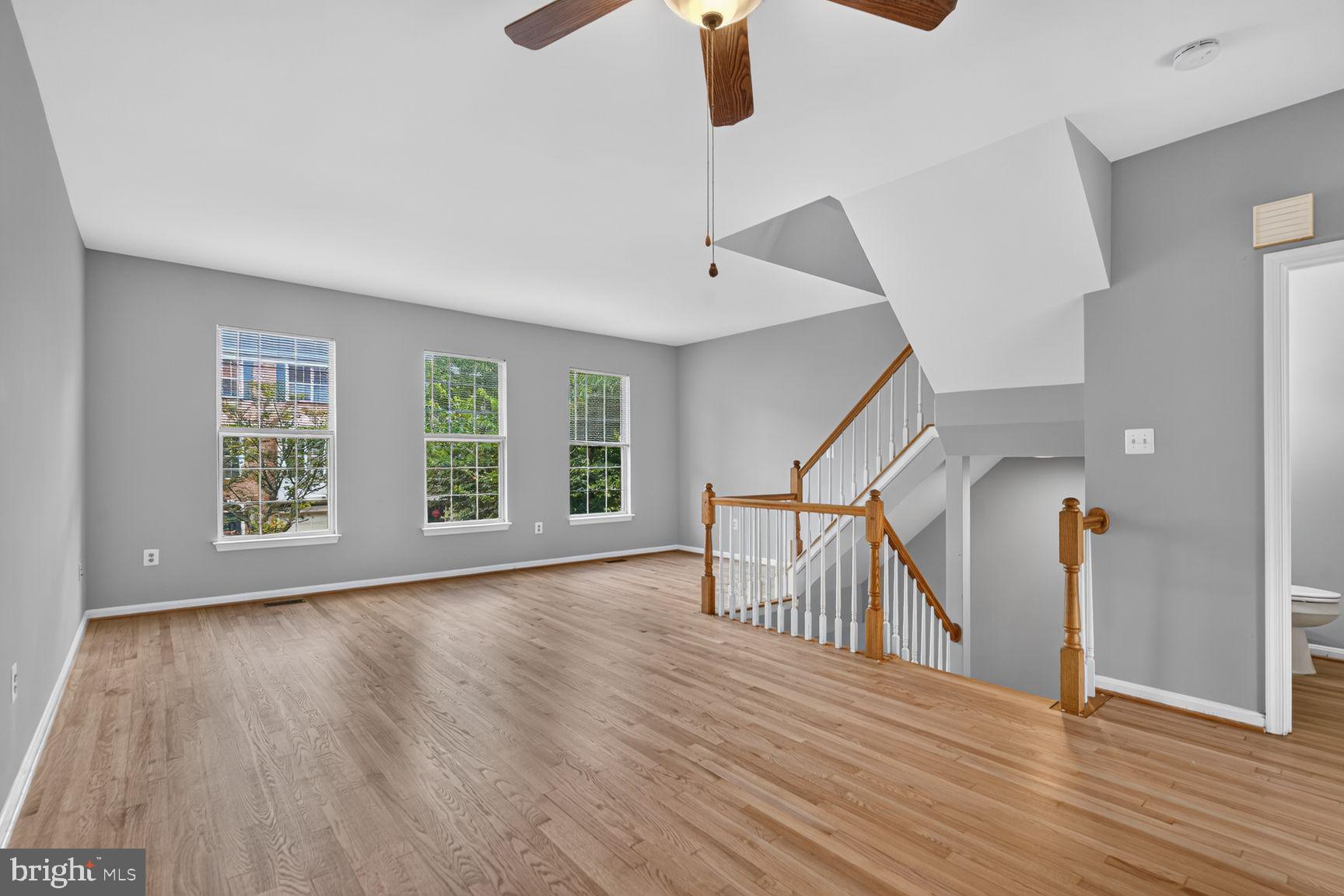 2432 CLOVER FIELD CIRCLE