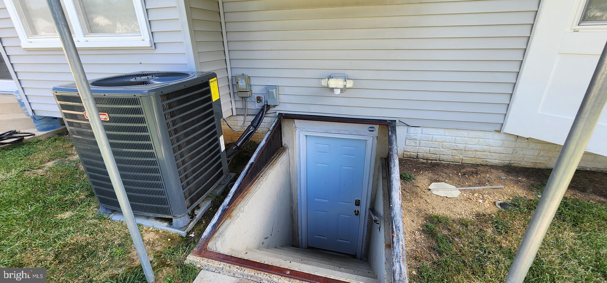 FOX RUN ESTATES - Residential