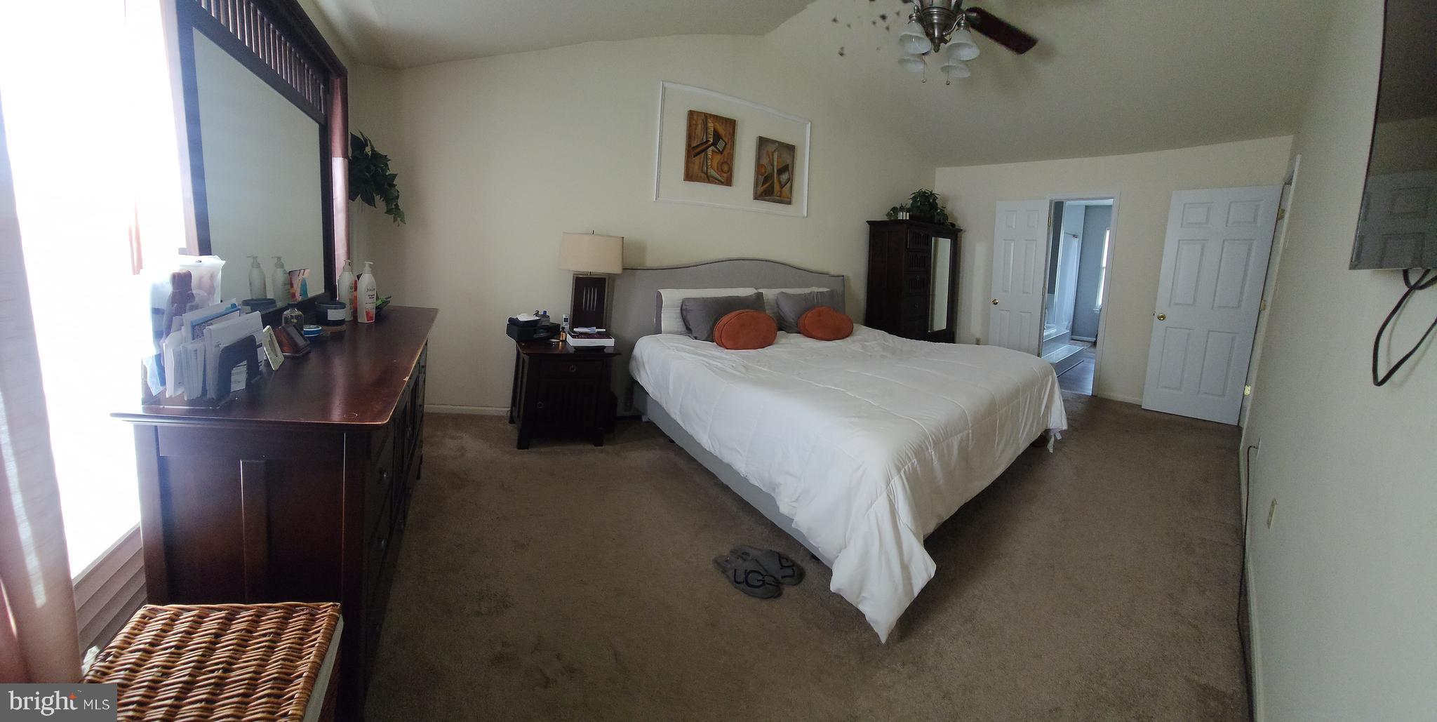 FOX RUN ESTATES - Residential