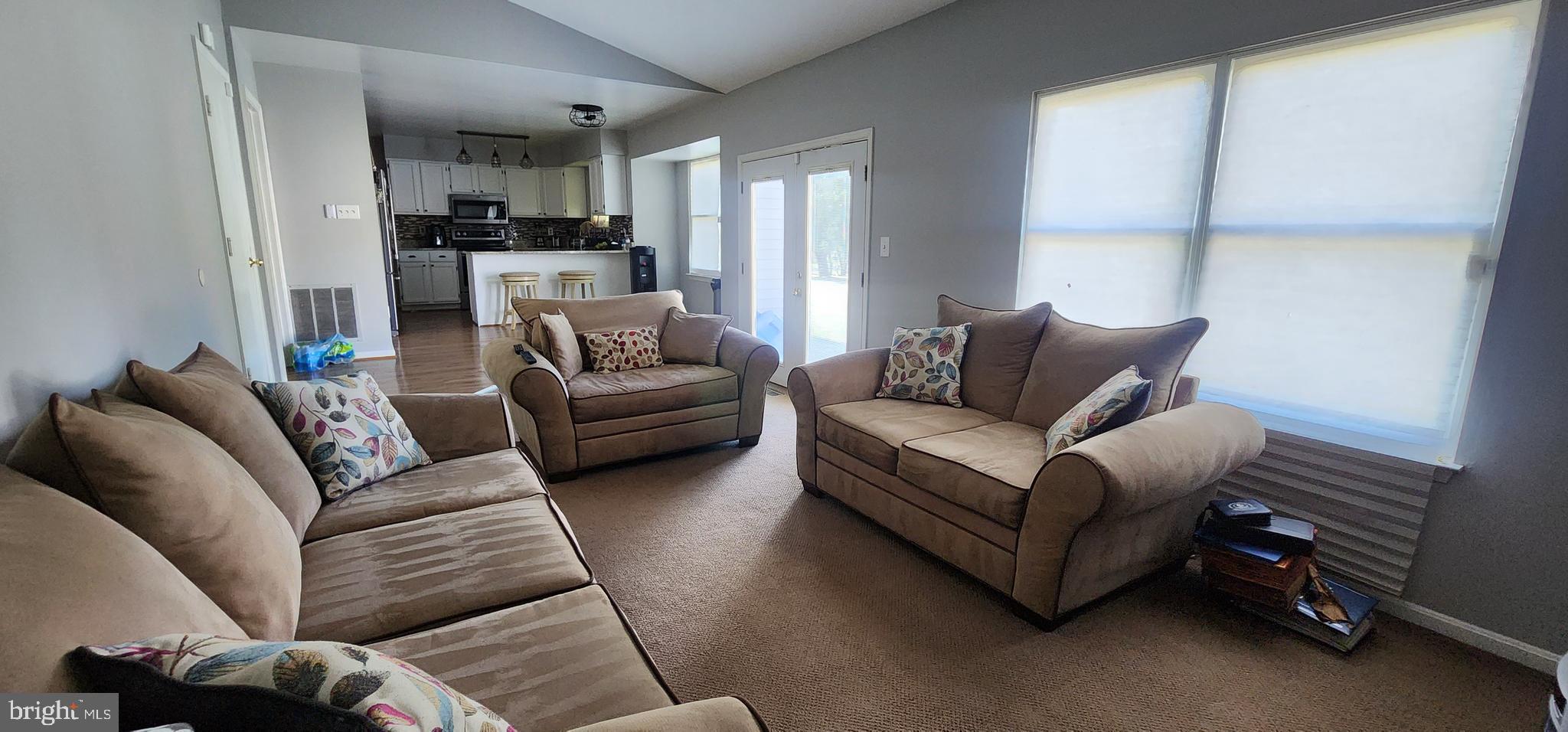 FOX RUN ESTATES - Residential