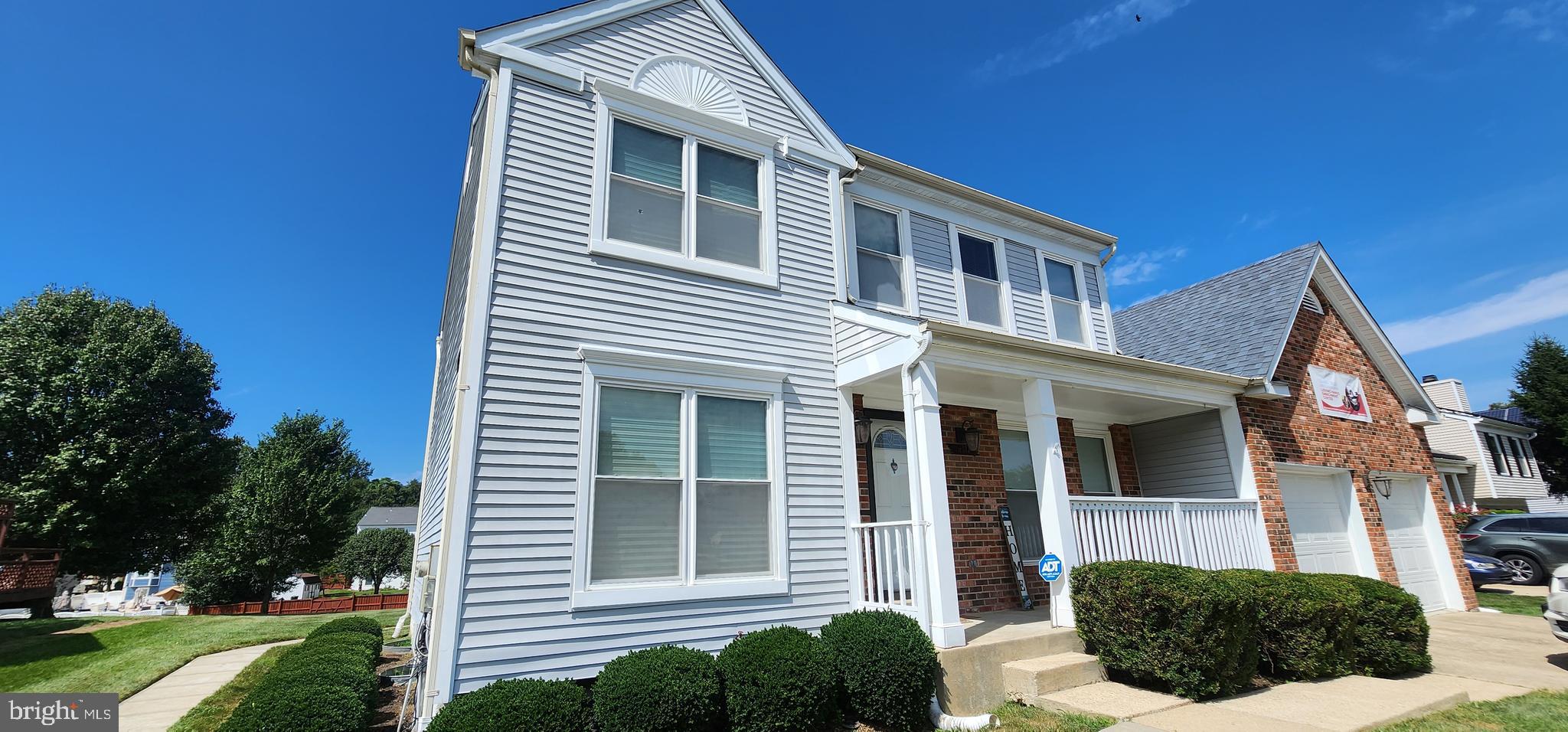 FOX RUN ESTATES - Residential