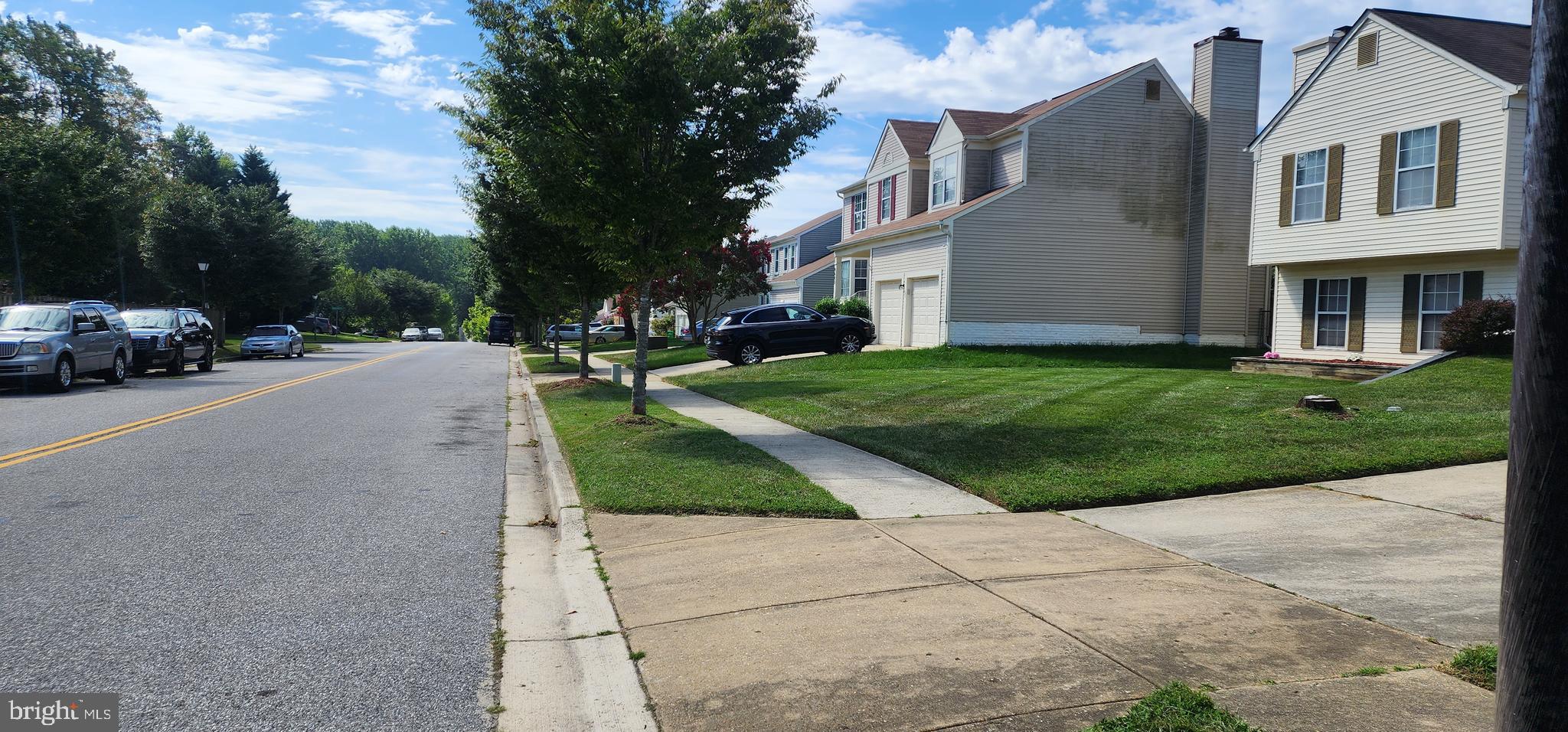 FOX RUN ESTATES - Residential